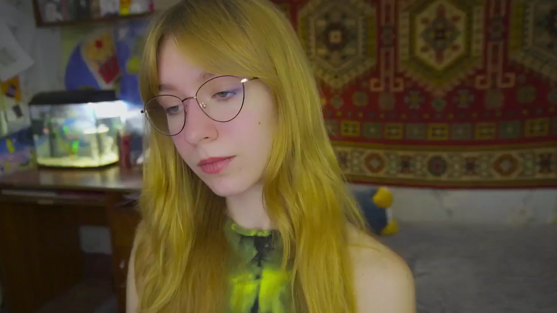 Gallery image thumbnail from Sia_A's myfreecams stream on, 11/12/2025, 21:28 image 1 of 20