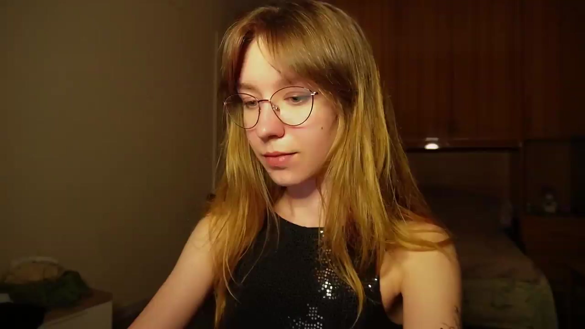 Gallery image thumbnail from Sia_A's myfreecams stream on, 07/02/2026, 22:59 image 6 of 20