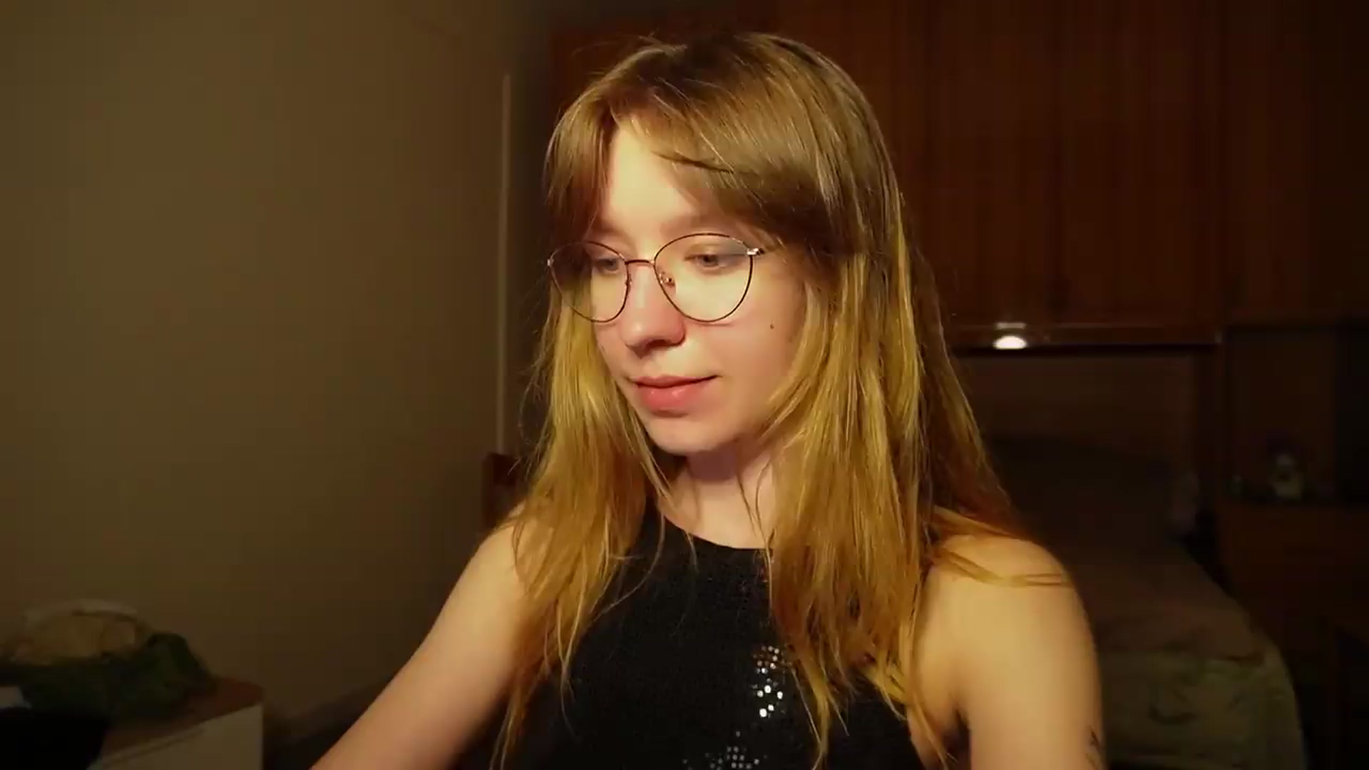 Gallery image thumbnail from Sia_A's myfreecams stream on, 07/02/2026, 22:59 image 15 of 20