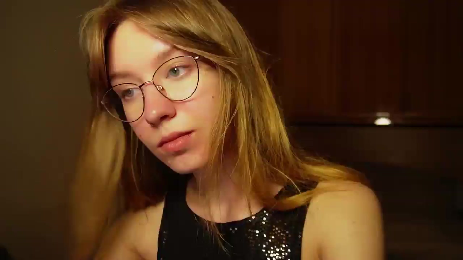 Gallery image thumbnail from Sia_A's myfreecams stream on, 07/03/2026, 24:08 image 10 of 20
