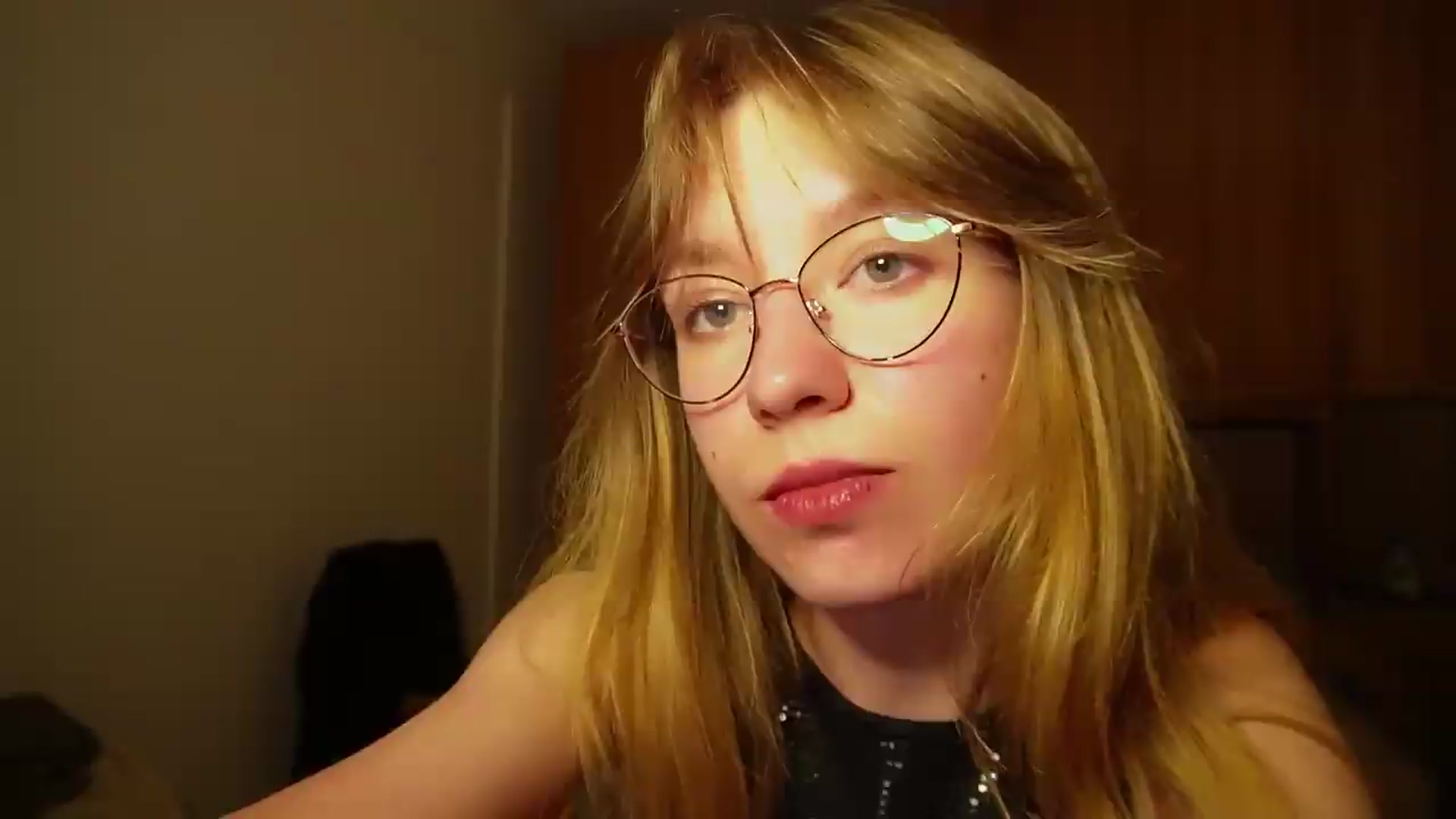 Gallery image thumbnail from Sia_A's myfreecams stream on, 07/06/2026, 23:41 image 3 of 20
