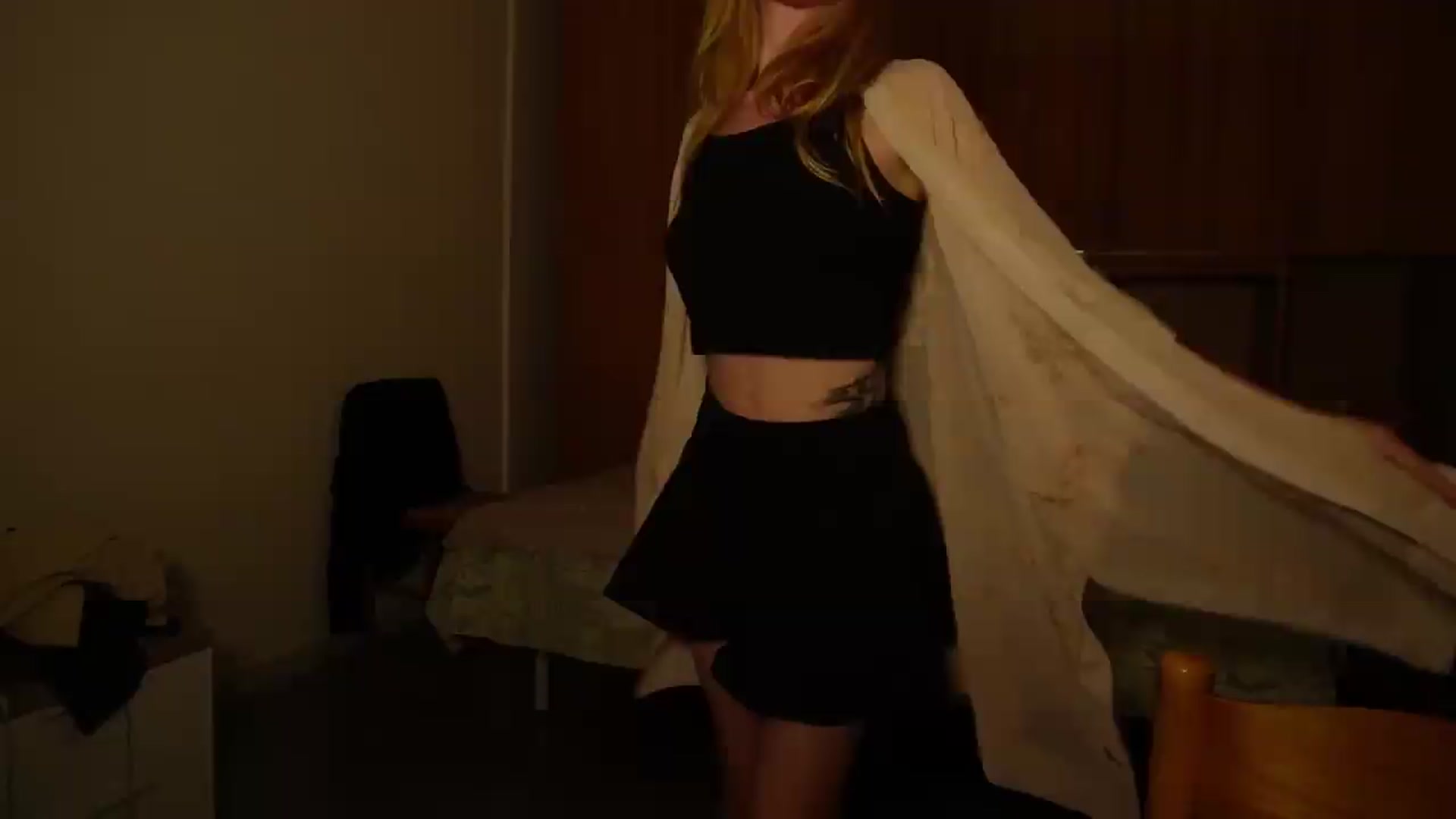 Gallery image thumbnail from Sia_A's myfreecams stream on, 07/09/2026, 22:31 image 13 of 20