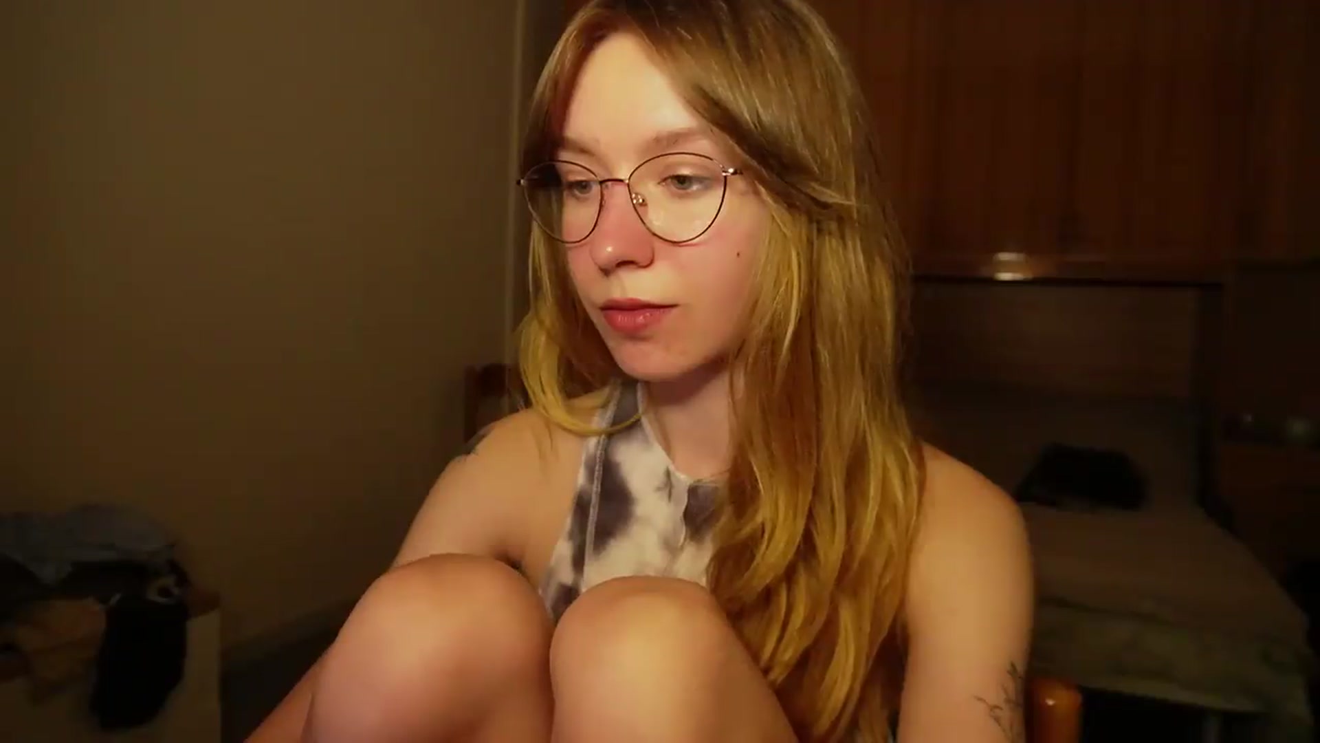 Gallery image thumbnail from Sia_A's myfreecams stream on, 07/16/2026, 23:07 image 2 of 20