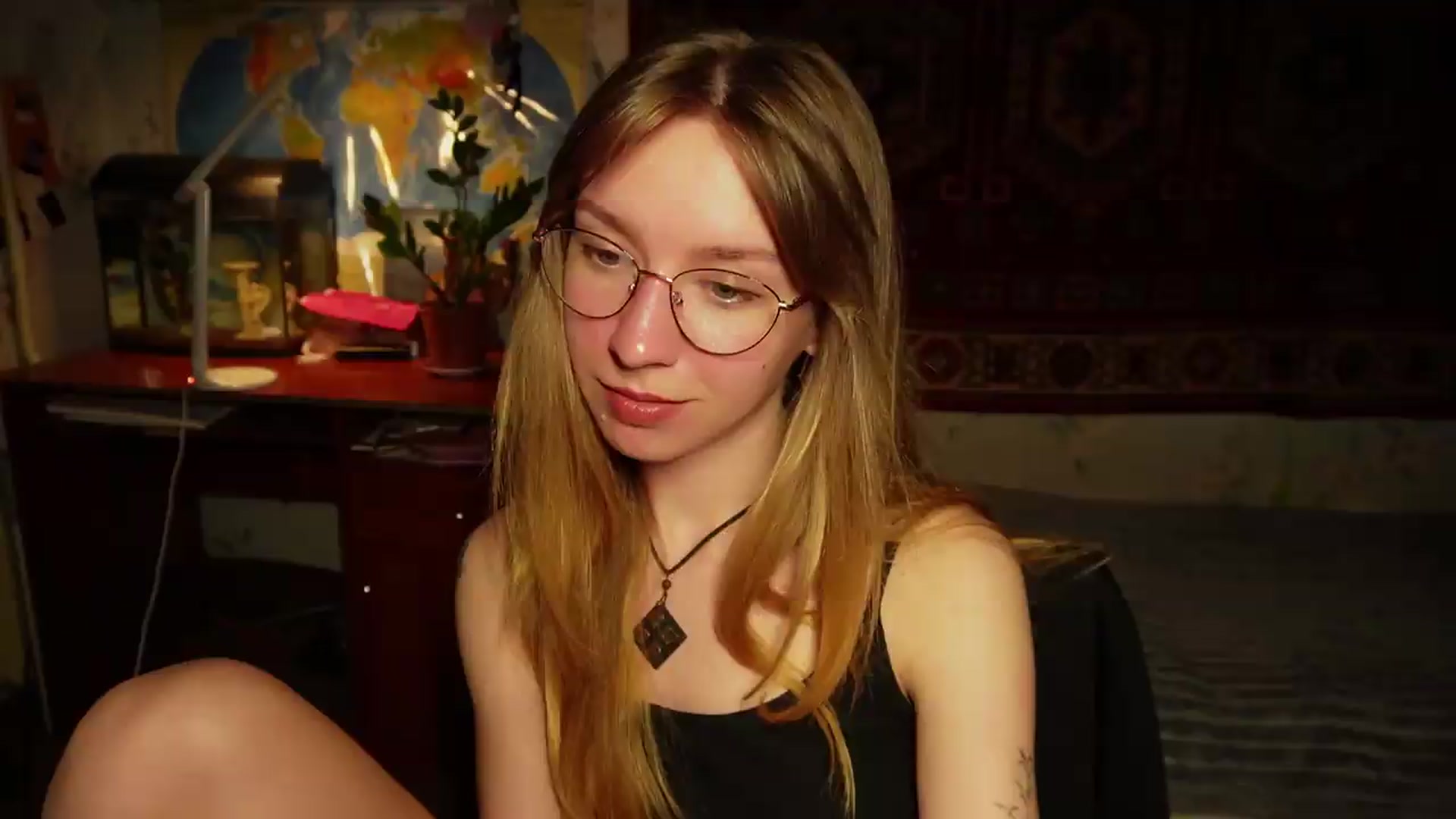 Gallery image thumbnail from Sia_A's myfreecams stream on, 08/02/2026, 24:25 image 3 of 20