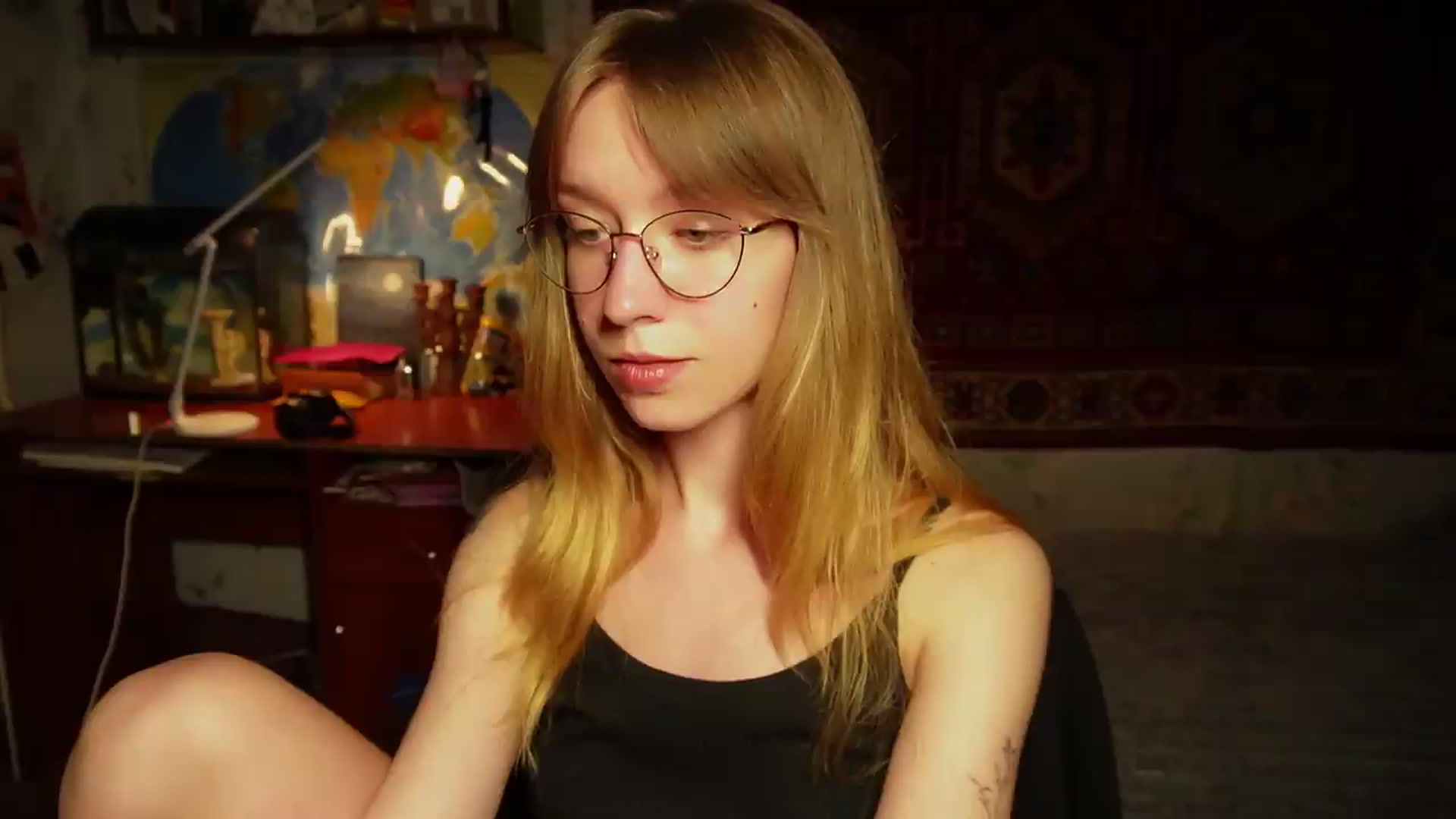 Gallery image thumbnail from Sia_A's myfreecams stream on, 08/04/2026, 22:14 image 19 of 20