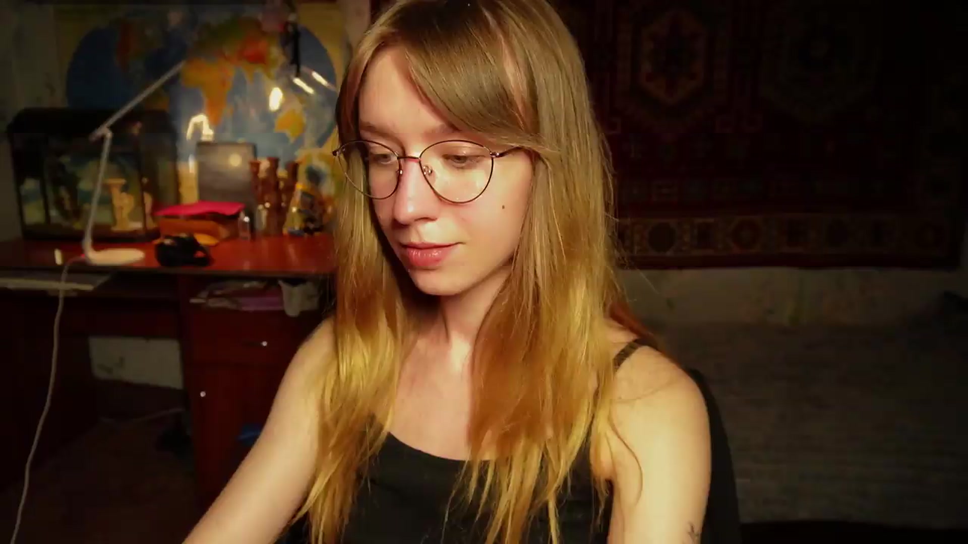 Gallery image thumbnail from Sia_A's myfreecams stream on, 08/05/2026, 24:00 image 12 of 20