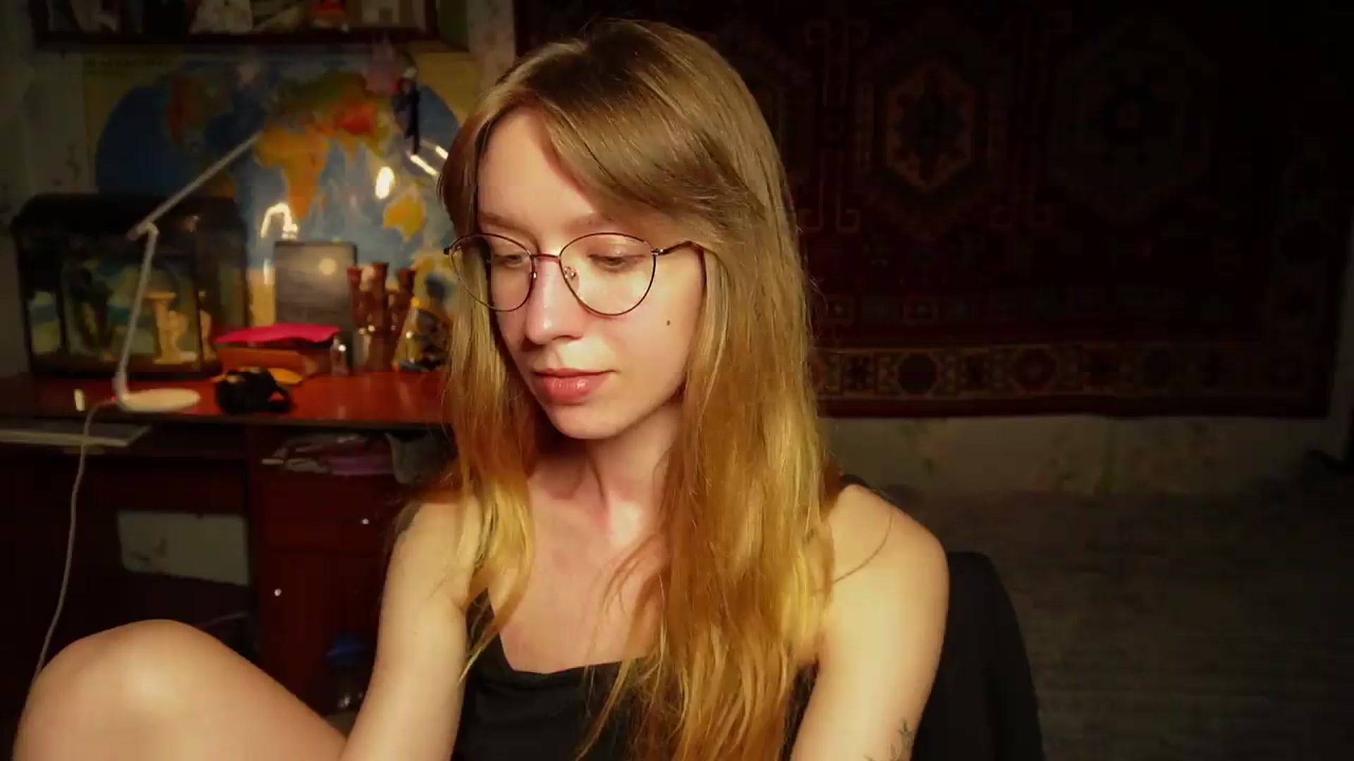Gallery image thumbnail from Sia_A's myfreecams stream on, 08/05/2026, 24:00 image 5 of 20