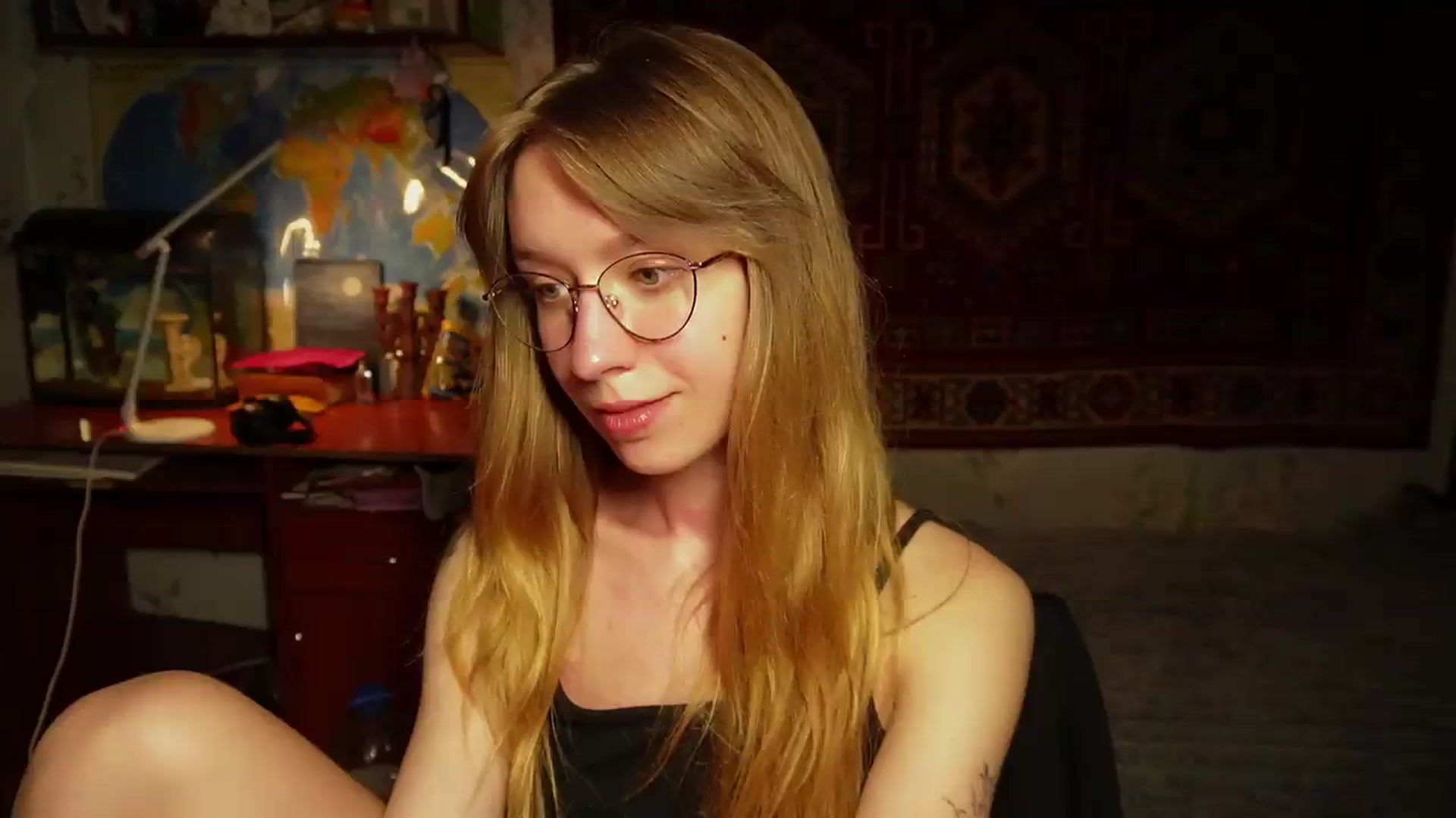 Gallery image thumbnail from Sia_A's myfreecams stream on, 08/05/2026, 24:00 image 3 of 20