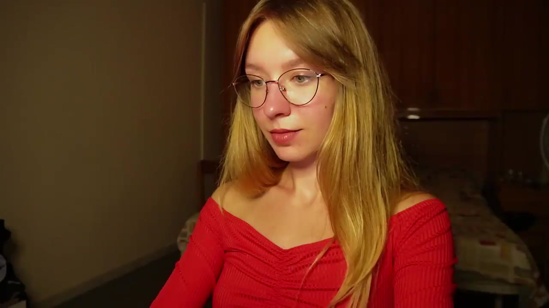 Gallery image thumbnail from Sia_A's myfreecams stream on, 08/25/2026, 23:50 image 19 of 20