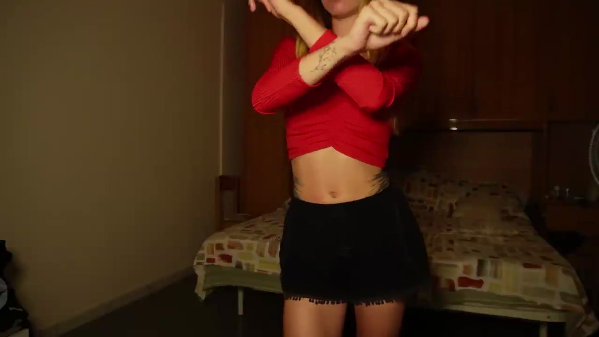 Gallery image thumbnail from Sia_A's myfreecams stream on, 08/25/2026, 23:50 image 15 of 20