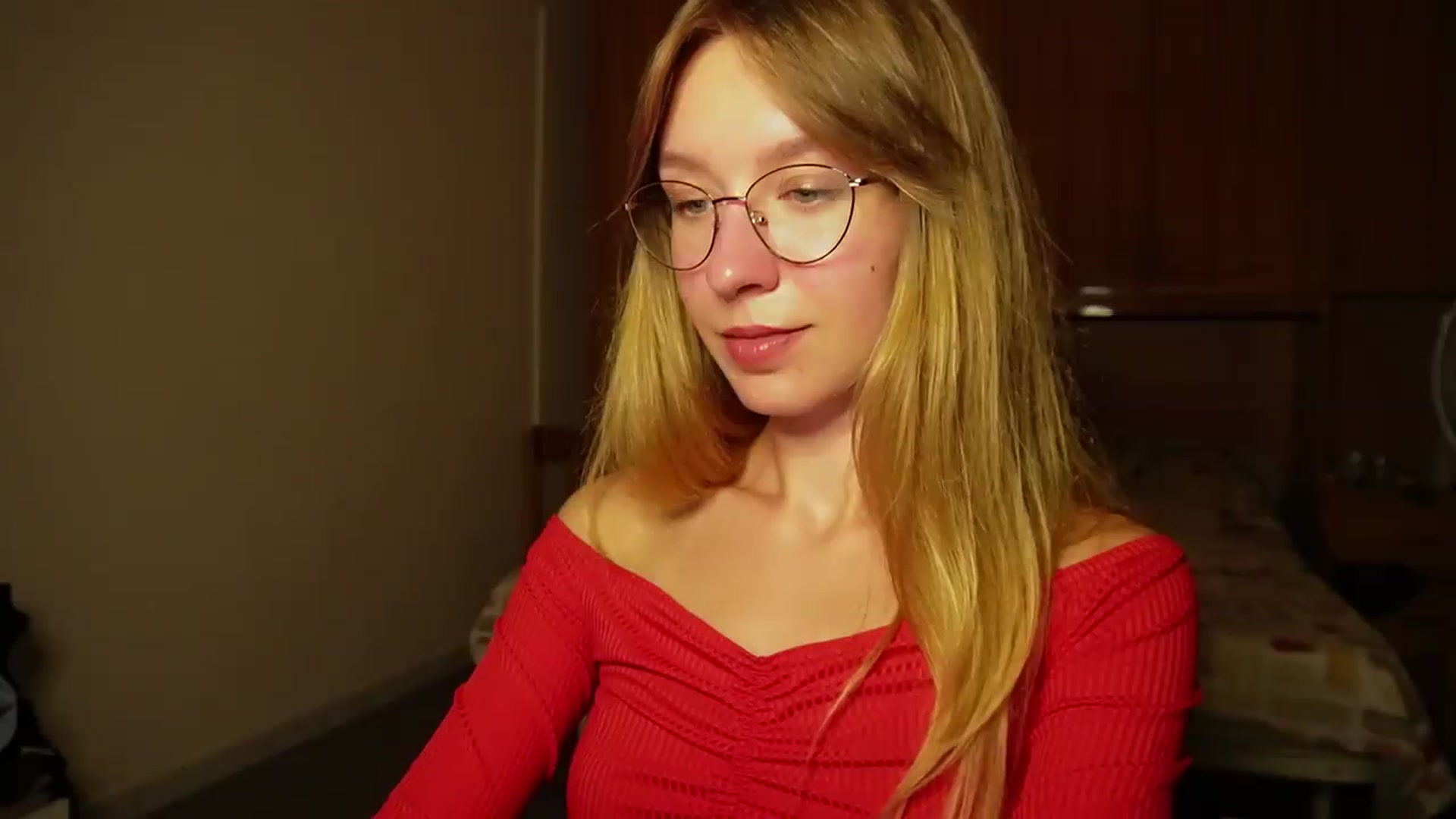 Gallery image thumbnail from Sia_A's myfreecams stream on, 08/25/2026, 23:50 image 20 of 20