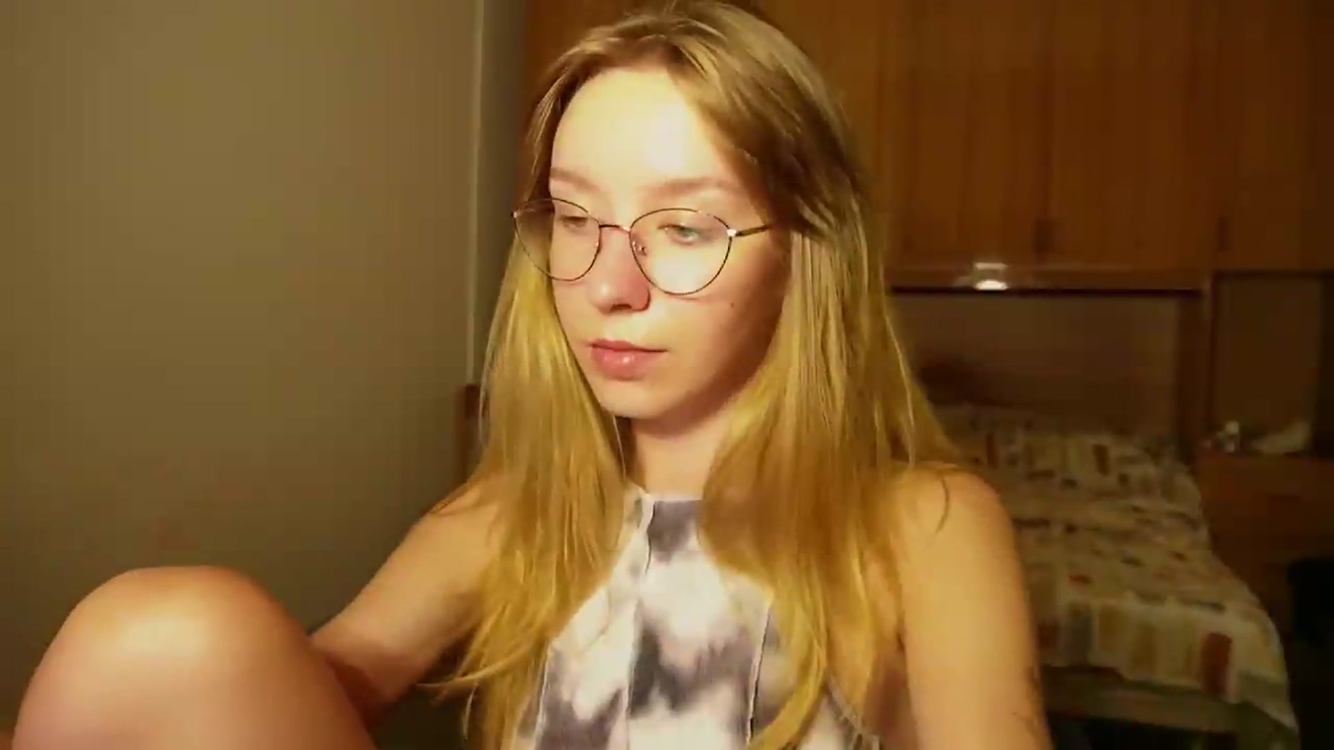 Gallery image thumbnail from Sia_A's myfreecams stream on, 08/27/2026, 23:37 image 14 of 20