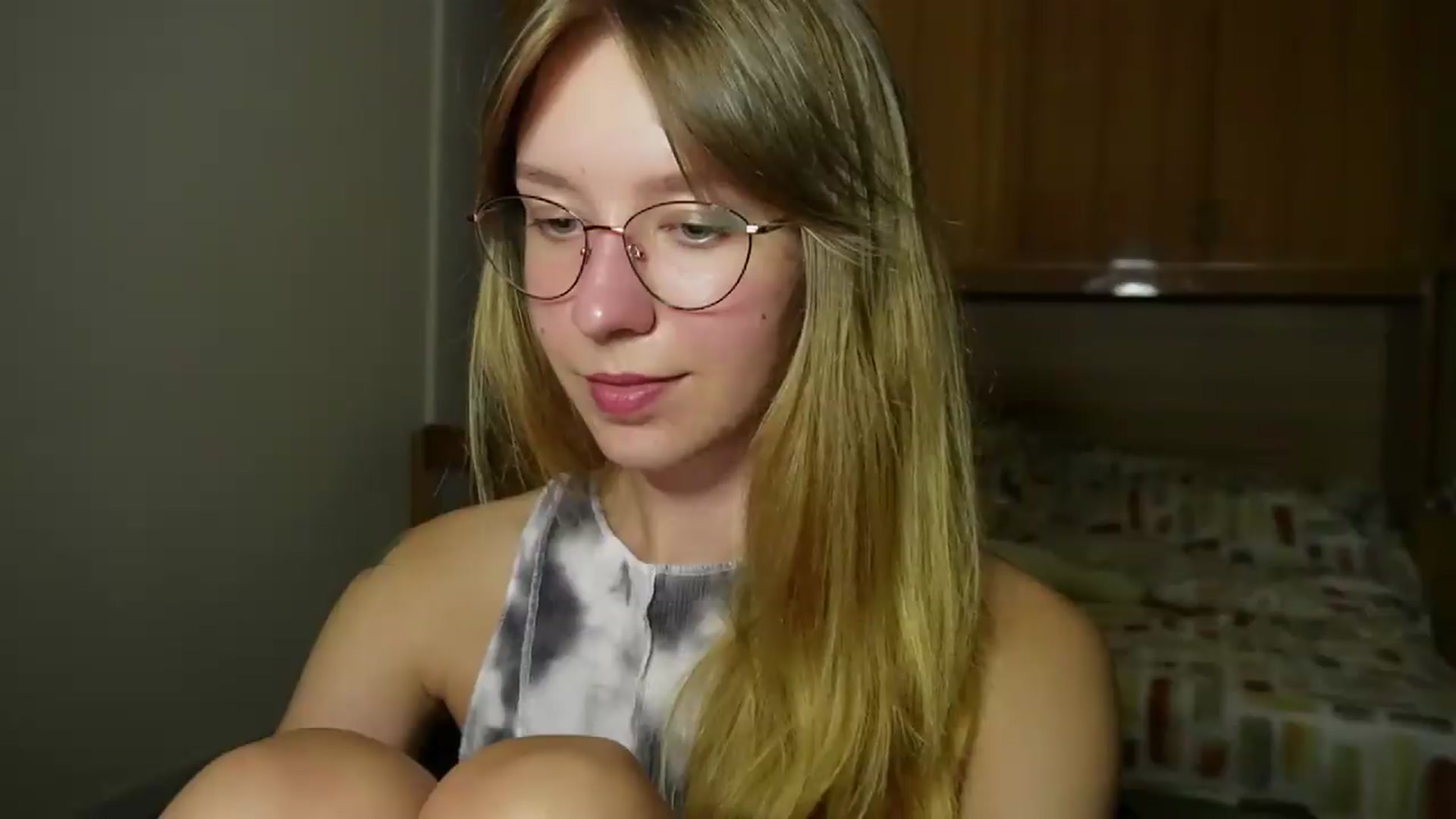Gallery image thumbnail from Sia_A's myfreecams stream on, 08/27/2026, 23:37 image 3 of 20
