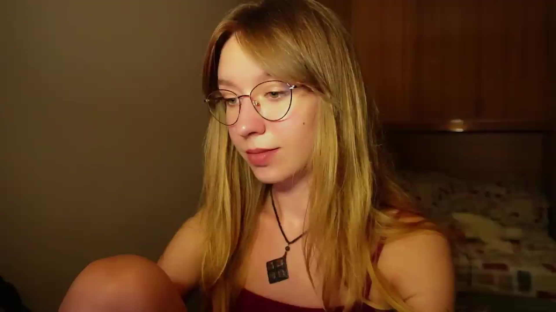 Gallery image thumbnail from Sia_A's myfreecams stream on, 09/06/2026, 24:19 image 18 of 20
