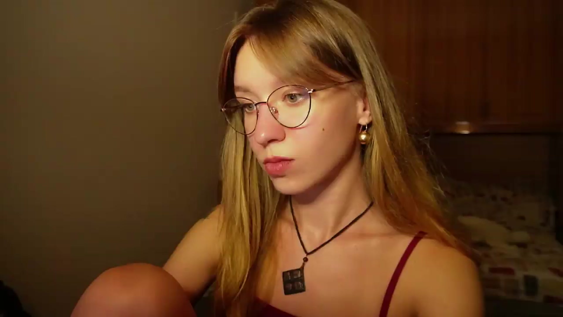 Gallery image thumbnail from Sia_A's myfreecams stream on, 09/06/2026, 24:19 image 19 of 20
