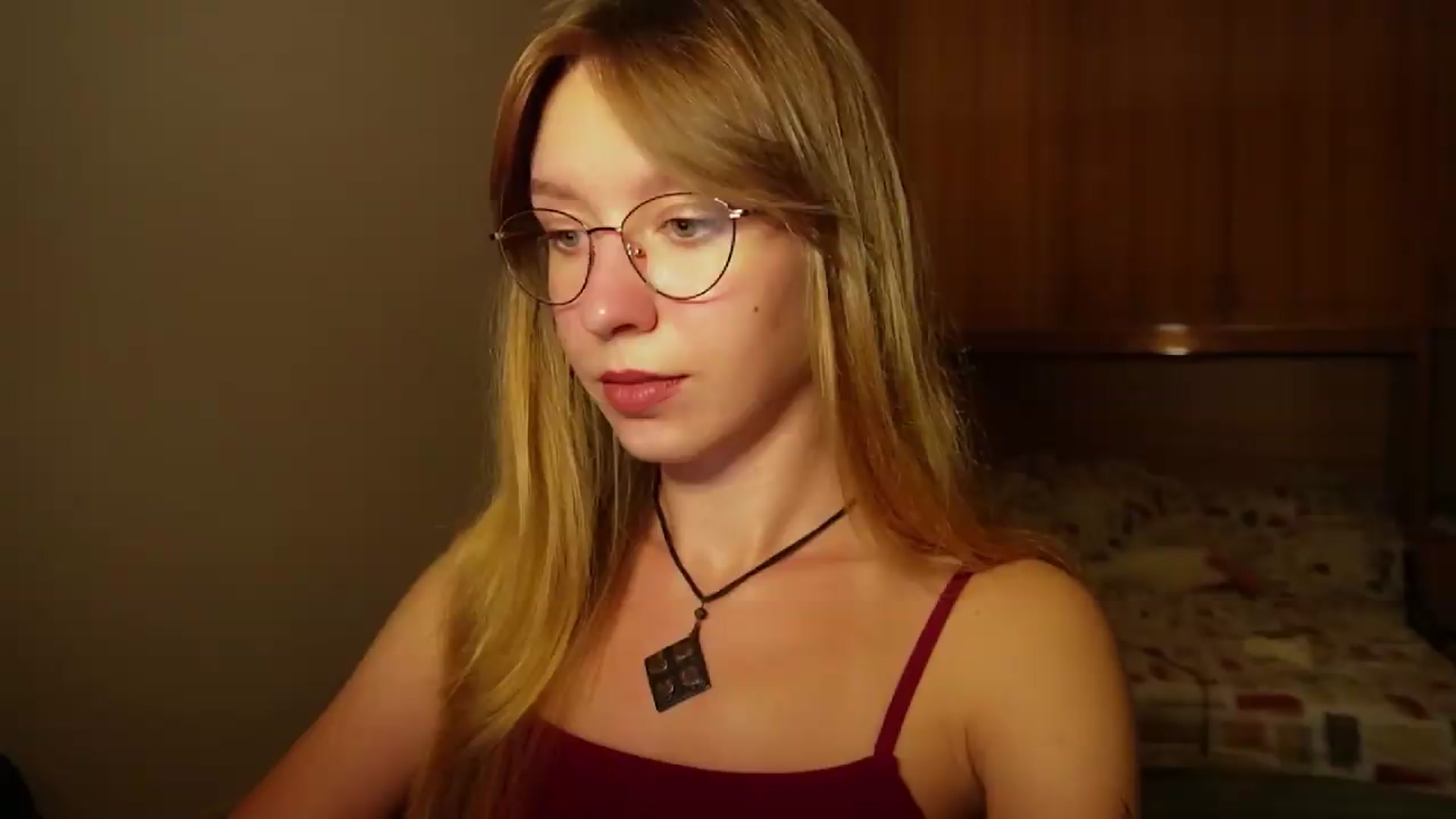 Gallery image thumbnail from Sia_A's myfreecams stream on, 09/06/2026, 24:19 image 3 of 20
