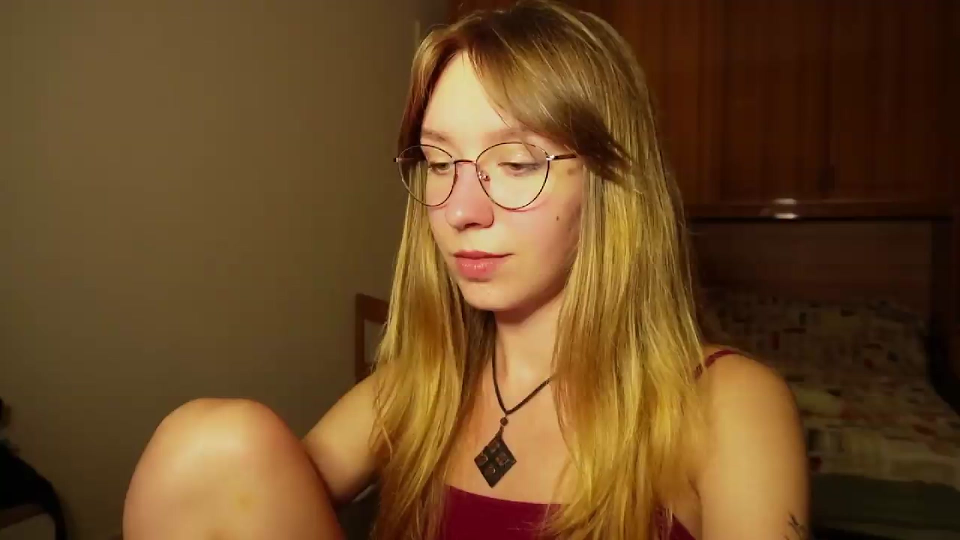 Gallery image thumbnail from Sia_A's myfreecams stream on, 09/08/2026, 23:14 image 4 of 20
