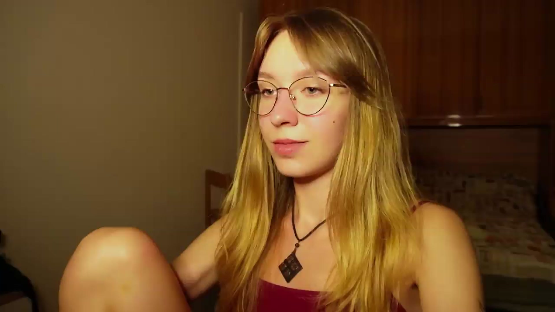 Gallery image thumbnail from Sia_A's myfreecams stream on, 09/08/2026, 23:14 image 12 of 20
