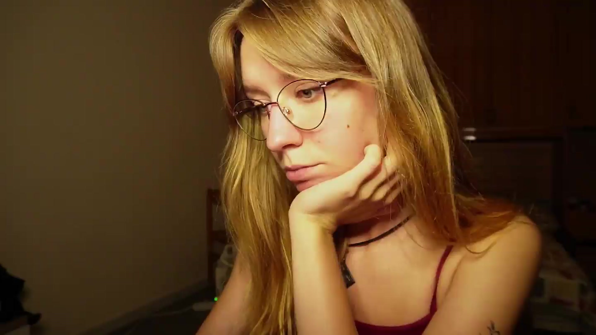 Gallery image thumbnail from Sia_A's myfreecams stream on, 09/15/2026, 24:05 image 13 of 20