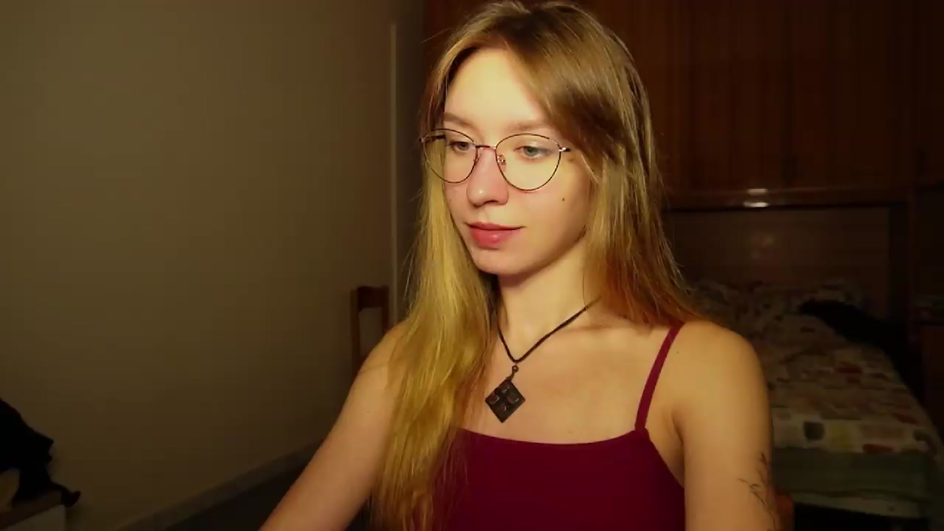Gallery image thumbnail from Sia_A's myfreecams stream on, 09/15/2026, 22:55 image 1 of 20