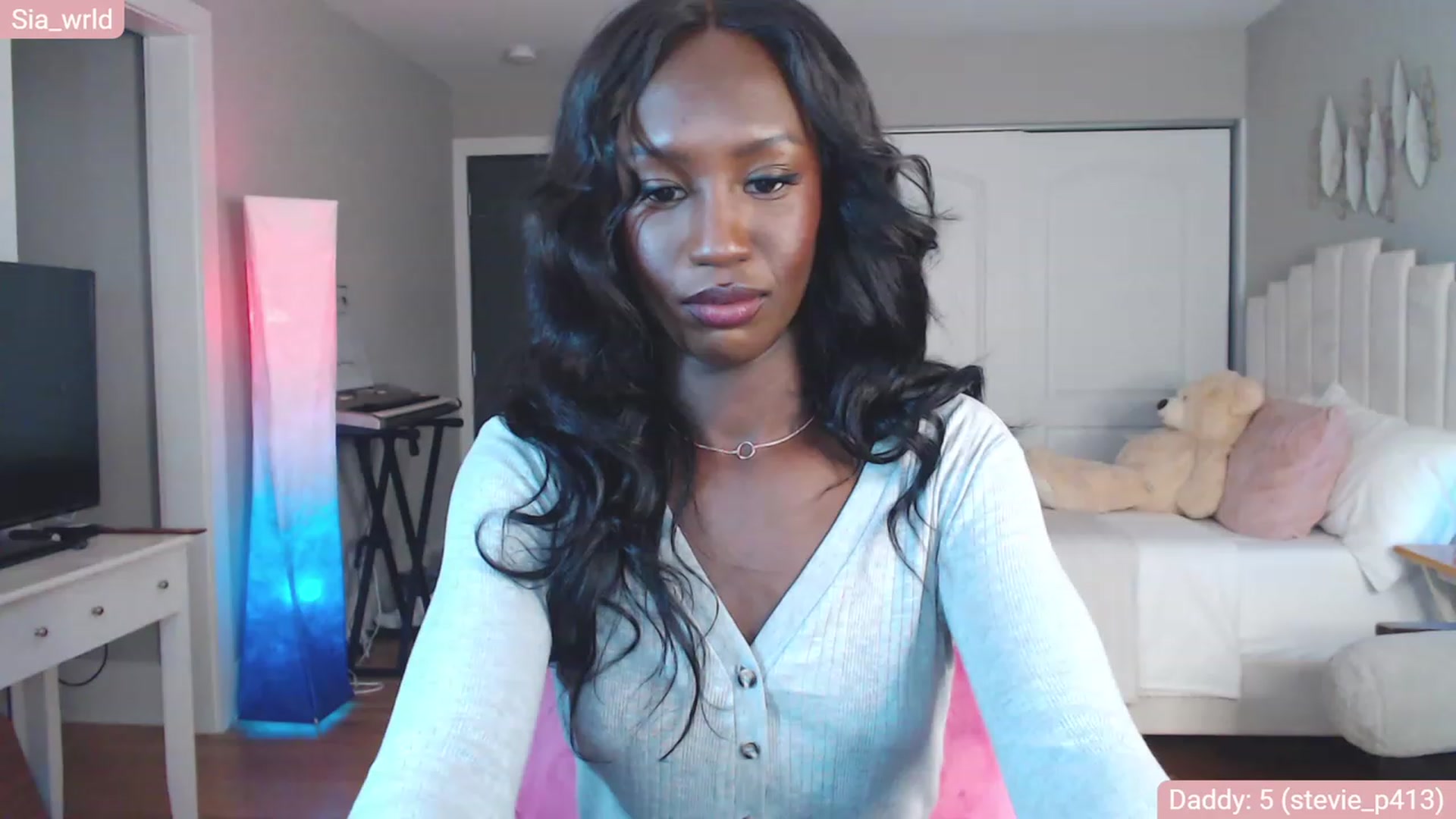 Gallery image thumbnail from Sia_Wrld's myfreecams stream on, 01/03/2023, 22:33 image 4 of 20