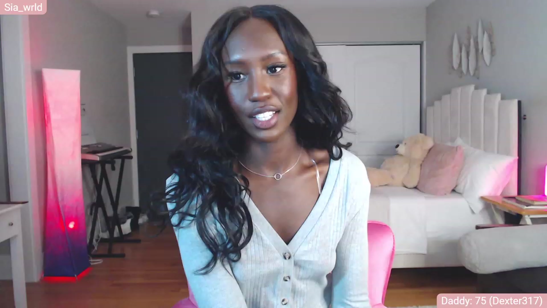 Gallery image thumbnail from Sia_Wrld's myfreecams stream on, 01/03/2023, 22:33 image 12 of 20