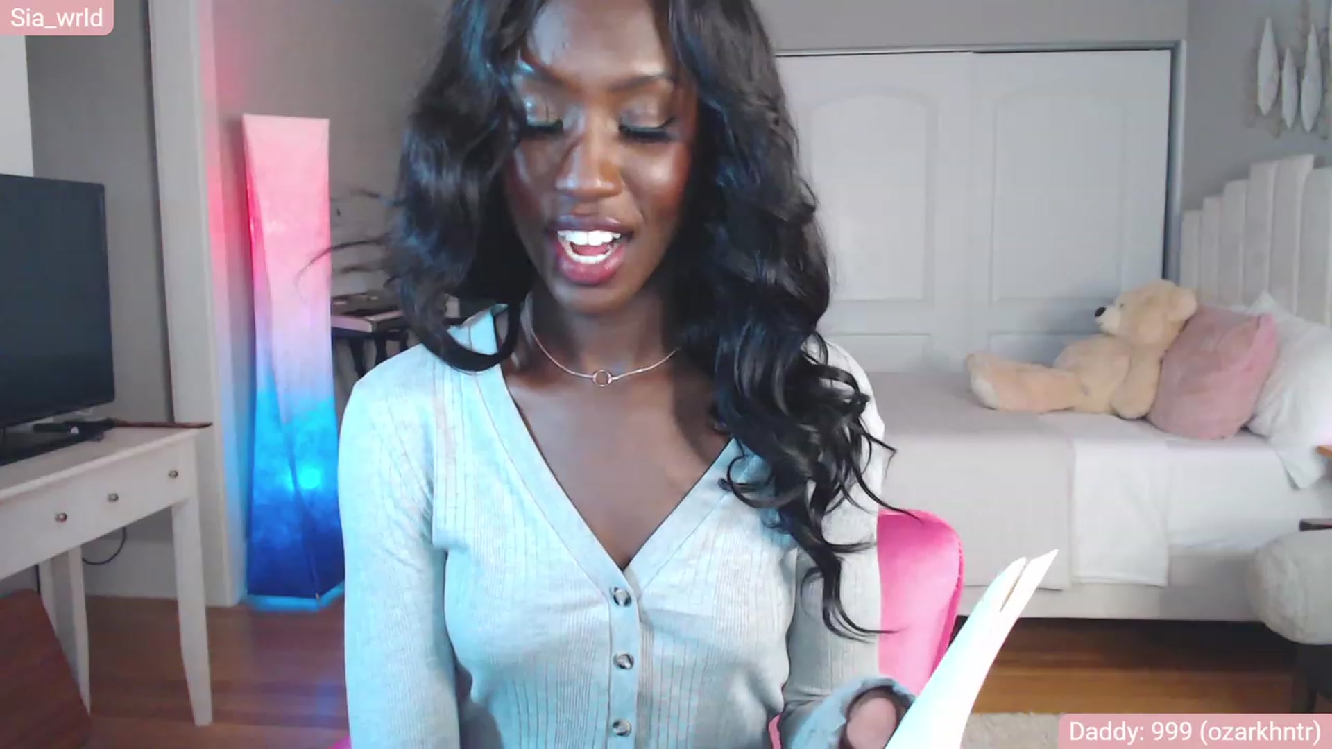 Gallery image thumbnail from Sia_Wrld's myfreecams stream on, 01/04/2023, 24:26 image 5 of 20