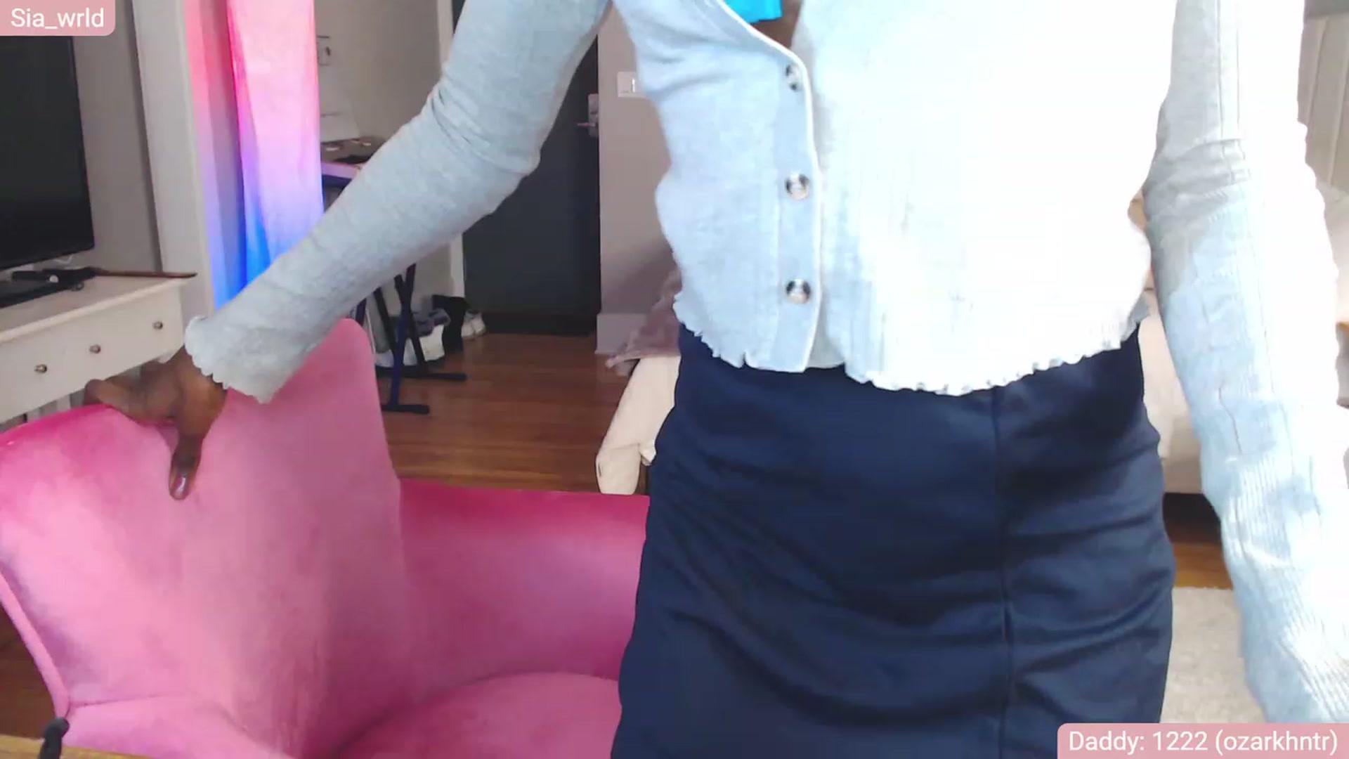 Gallery image thumbnail from Sia_Wrld's myfreecams stream on, 01/04/2023, 24:26 image 18 of 20