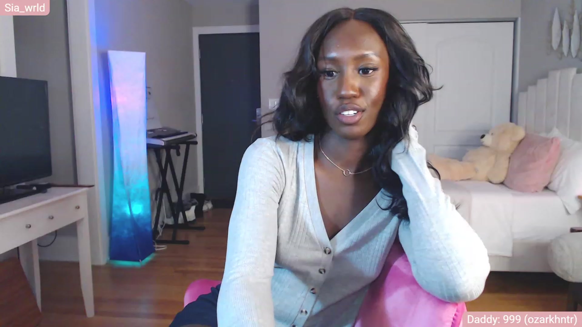 Gallery image thumbnail from Sia_Wrld's myfreecams stream on, 01/04/2023, 24:26 image 3 of 20