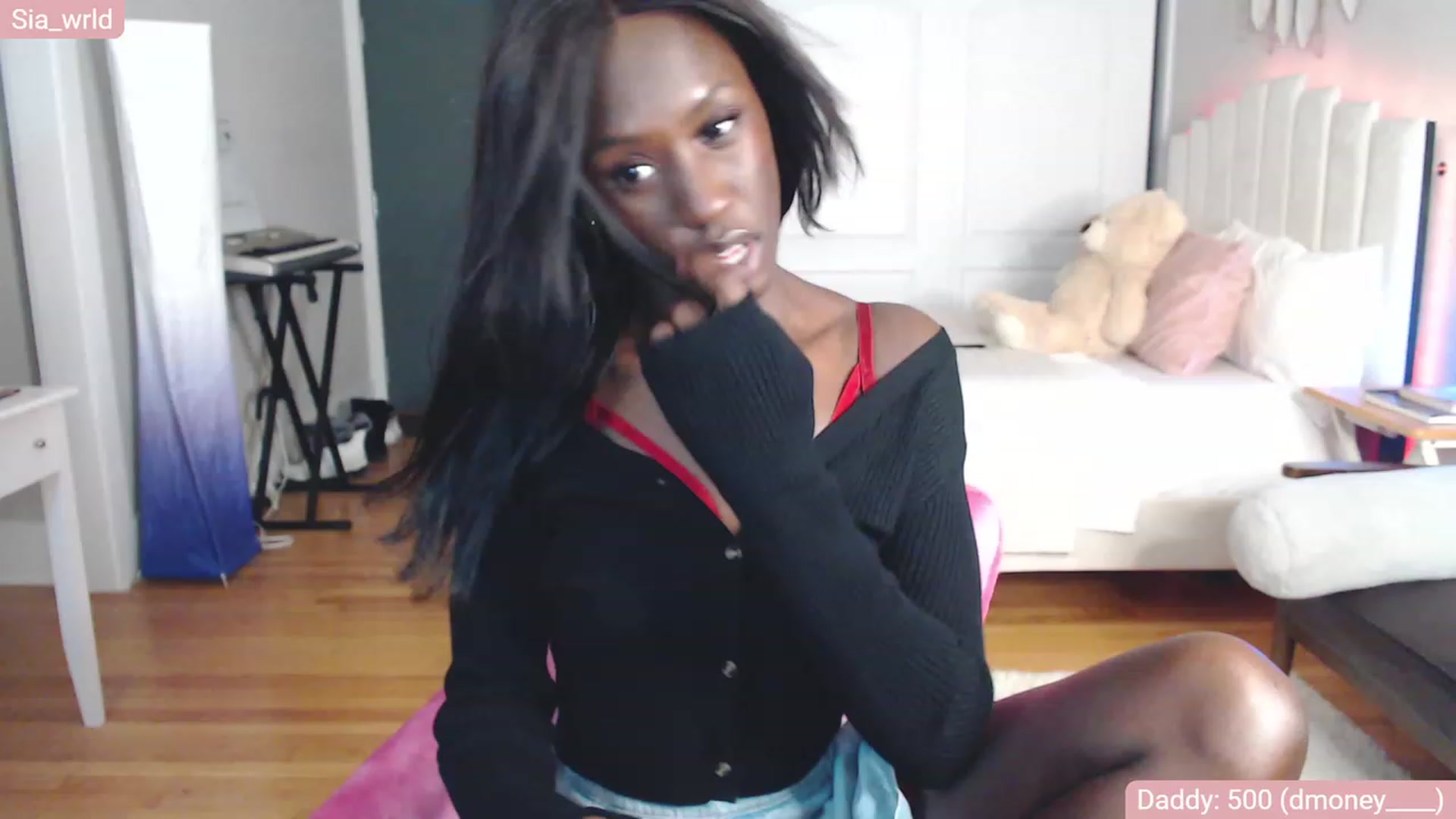 Gallery image thumbnail from Sia_Wrld's myfreecams stream on, 01/05/2023, 24:04 image 20 of 20