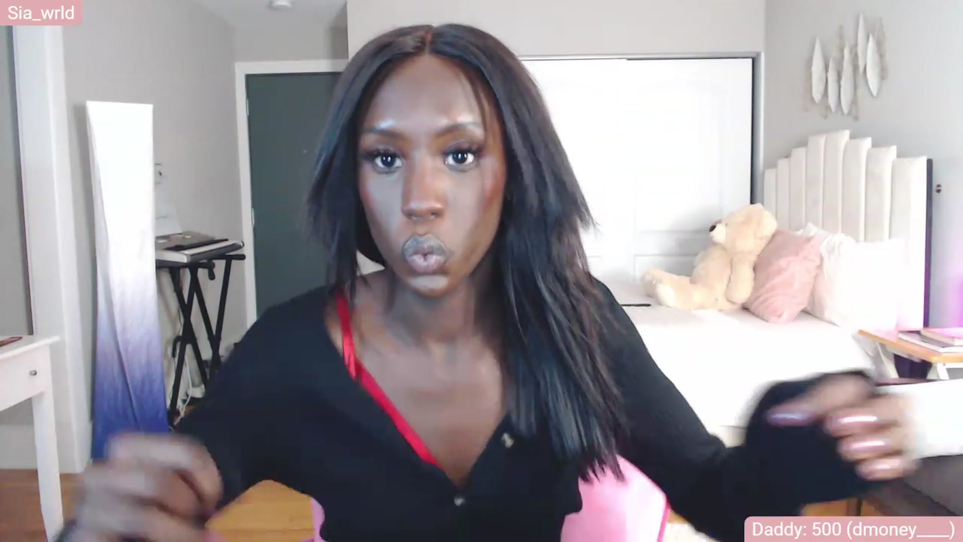Gallery image thumbnail from Sia_Wrld's myfreecams stream on, 01/05/2023, 24:04 image 11 of 20