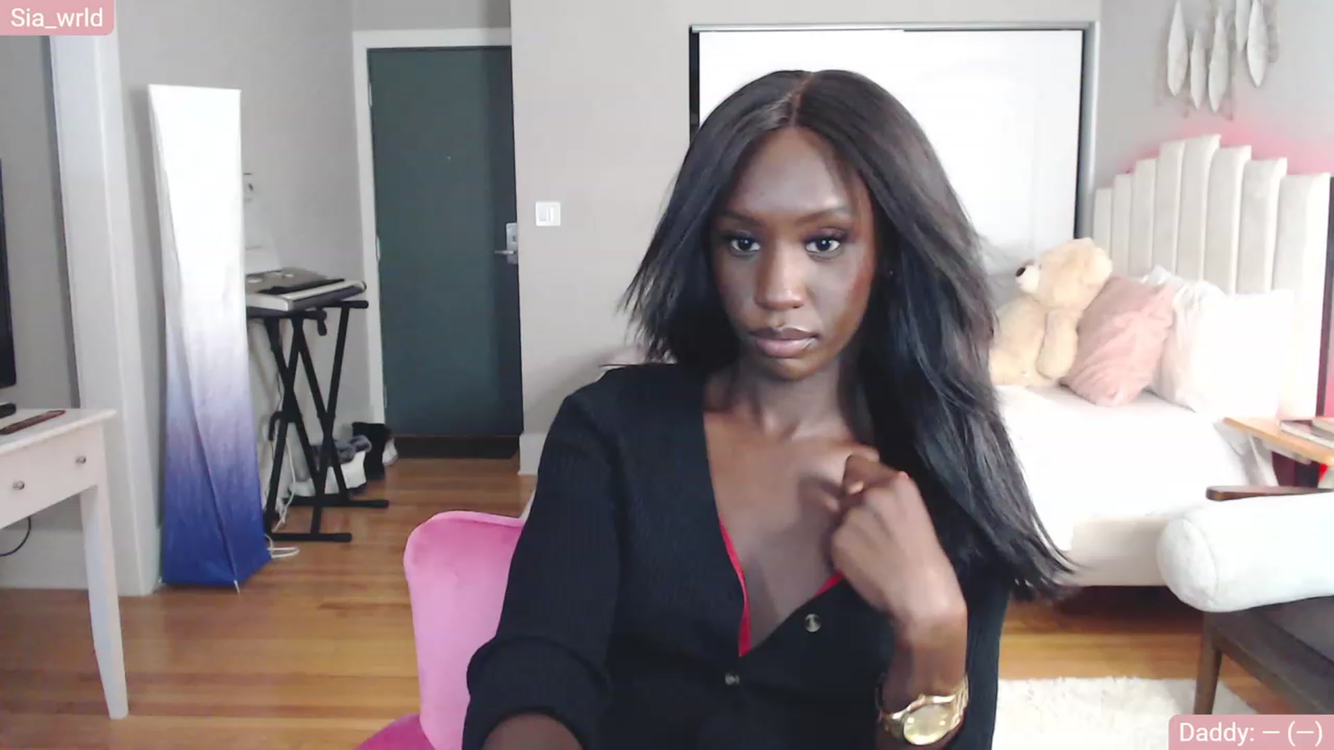 Gallery image thumbnail from Sia_Wrld's myfreecams stream on, 01/05/2023, 24:04 image 2 of 20