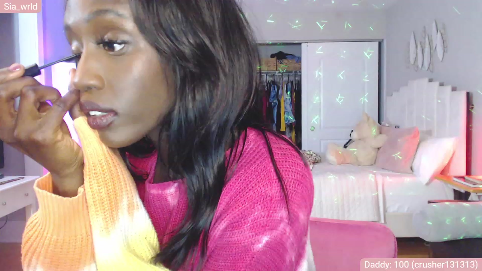 Gallery image thumbnail from Sia_Wrld's myfreecams stream on, 01/06/2023, 11:28 image 3 of 20
