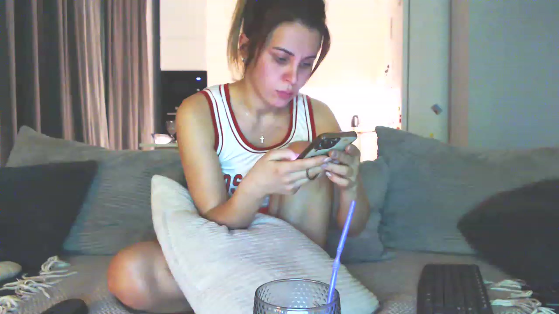 Gallery image thumbnail from Sicille's myfreecams stream on, 12/09/2022, 20:31 image 2 of 20