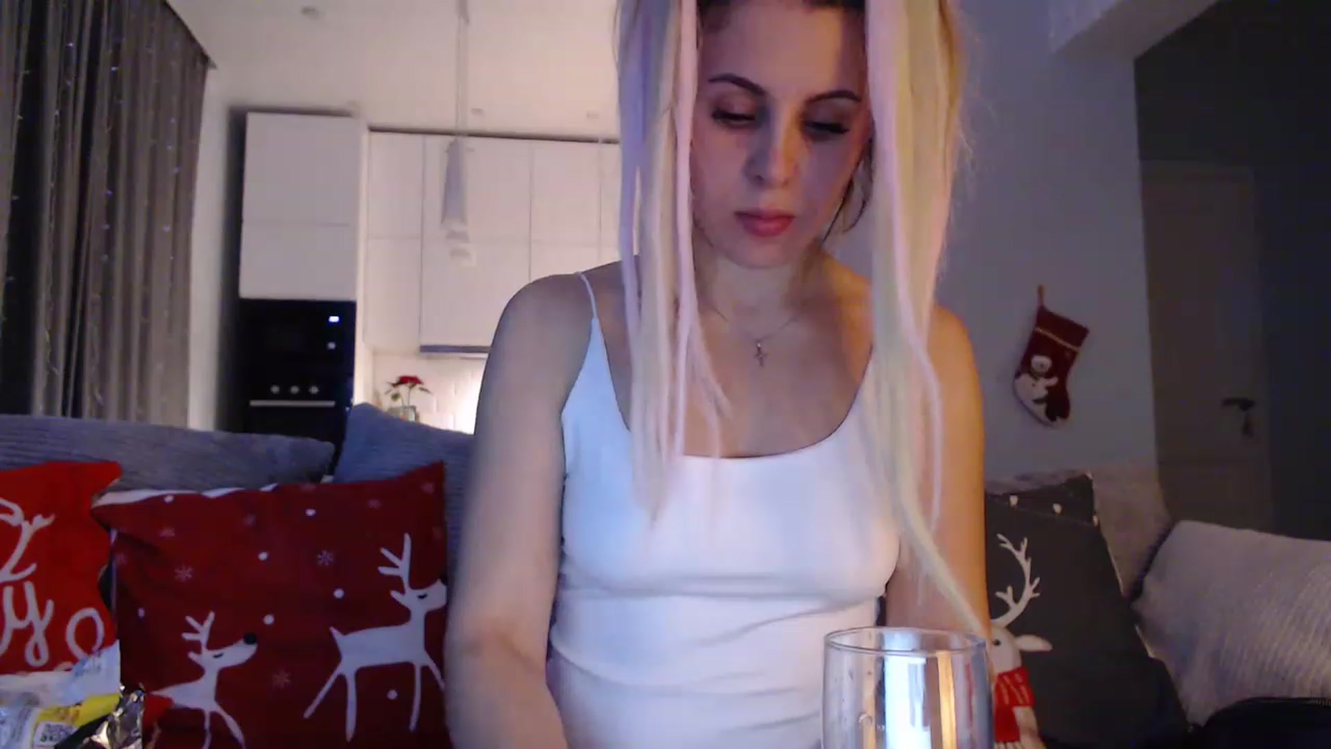 Gallery image thumbnail from Sicille's myfreecams stream on, 01/06/2023, 21:58 image 7 of 20