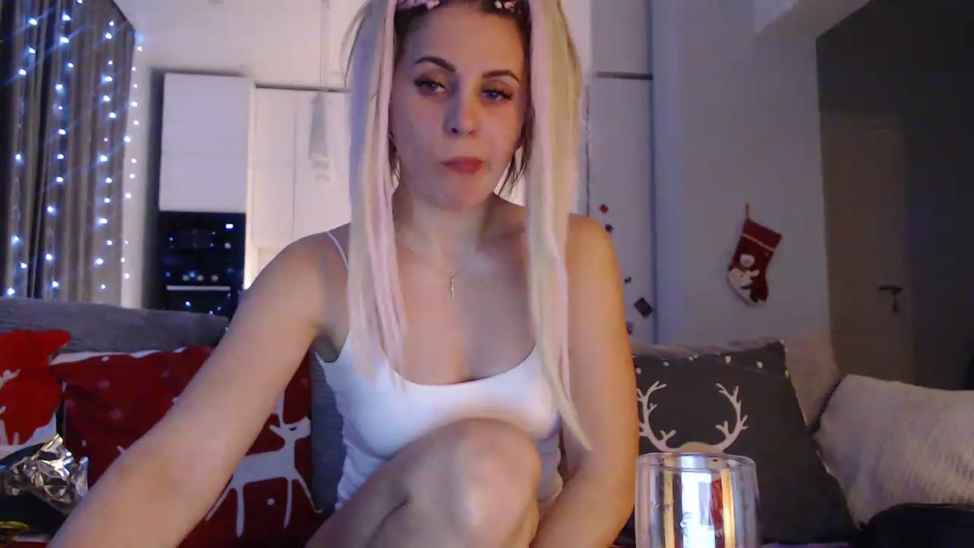 Gallery image thumbnail from Sicille's myfreecams stream on, 01/06/2023, 21:58 image 4 of 20