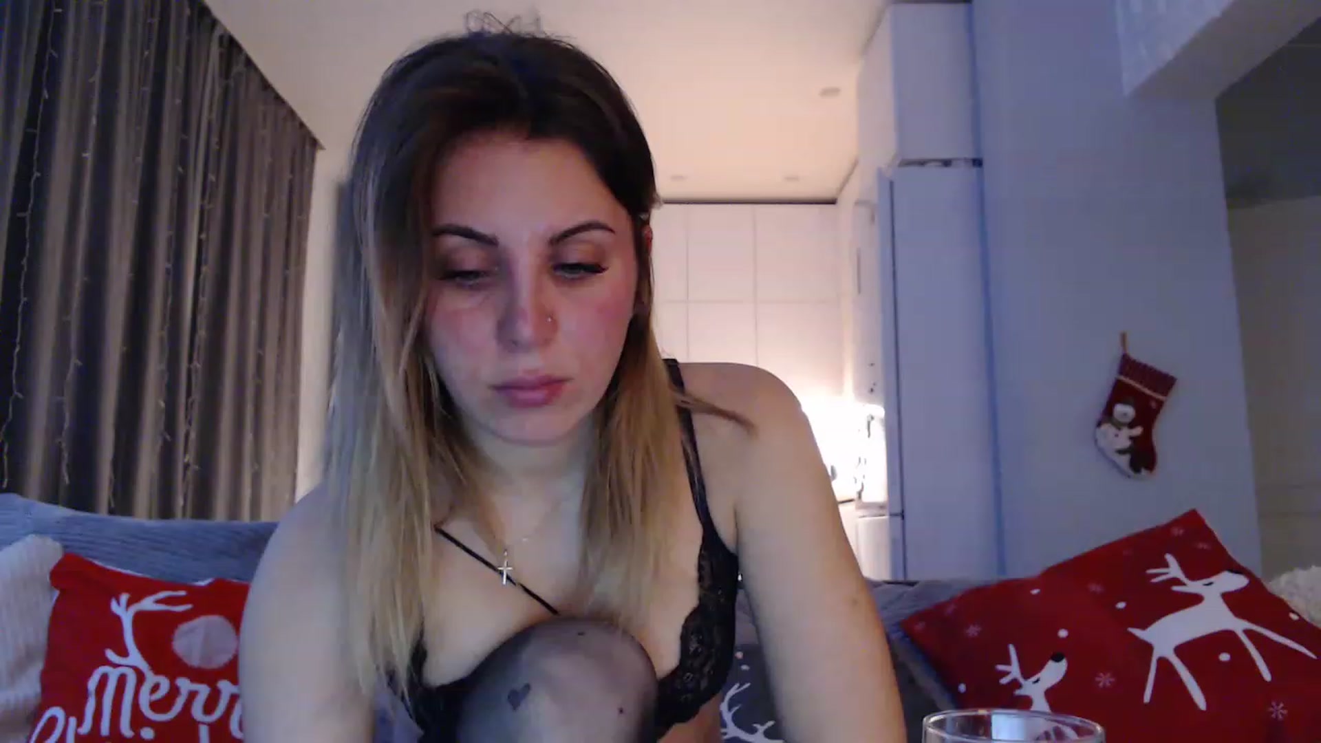 Gallery image thumbnail from Sicille's myfreecams stream on, 01/08/2023, 21:04 image 10 of 20