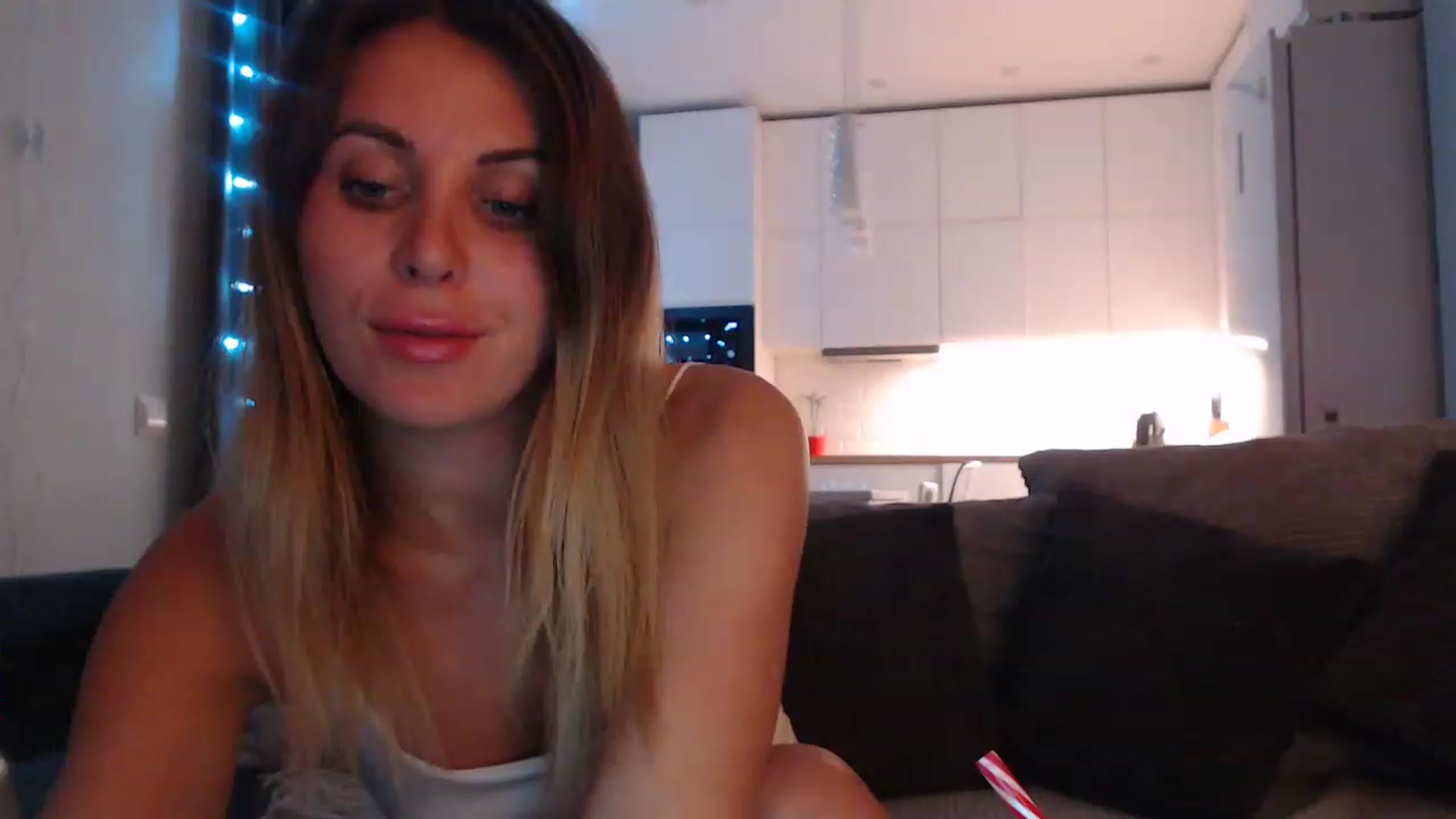 Gallery image thumbnail from Sicille's myfreecams stream on, 03/24/2023, 21:49 image 6 of 20