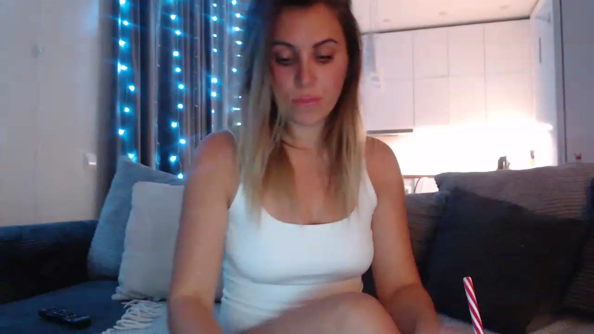 Gallery image thumbnail from Sicille's myfreecams stream on, 03/24/2023, 21:49 image 14 of 20