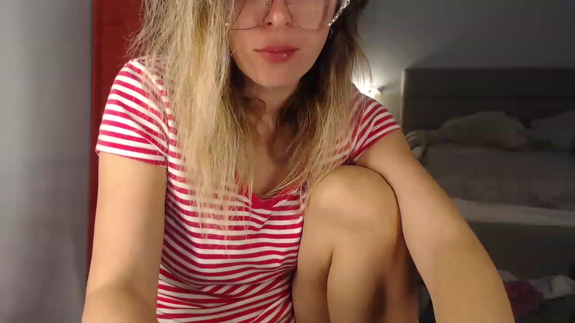 Gallery image thumbnail from Sicille's myfreecams stream on, 04/23/2023, 20:09 image 10 of 20