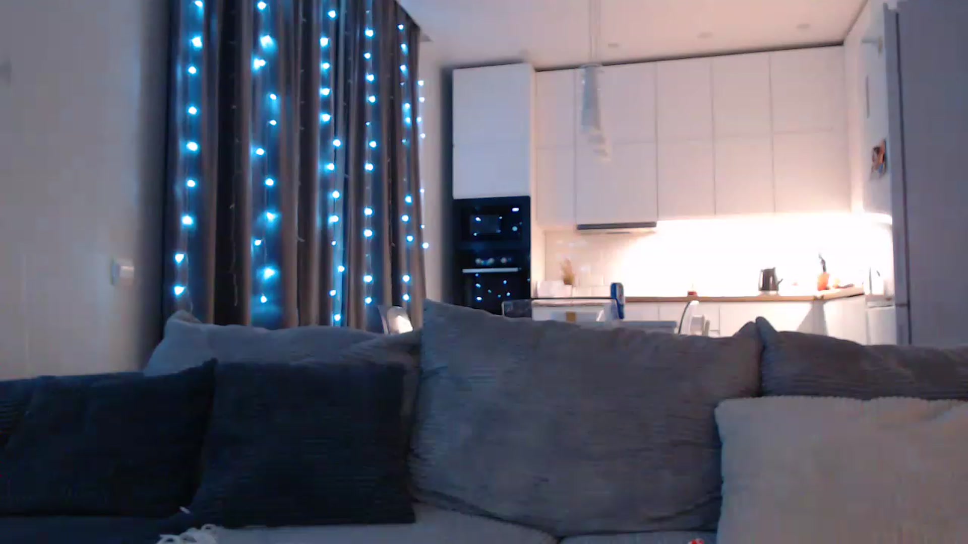 Gallery image thumbnail from Sicille's myfreecams stream on, 05/16/2023, 21:06 image 12 of 20