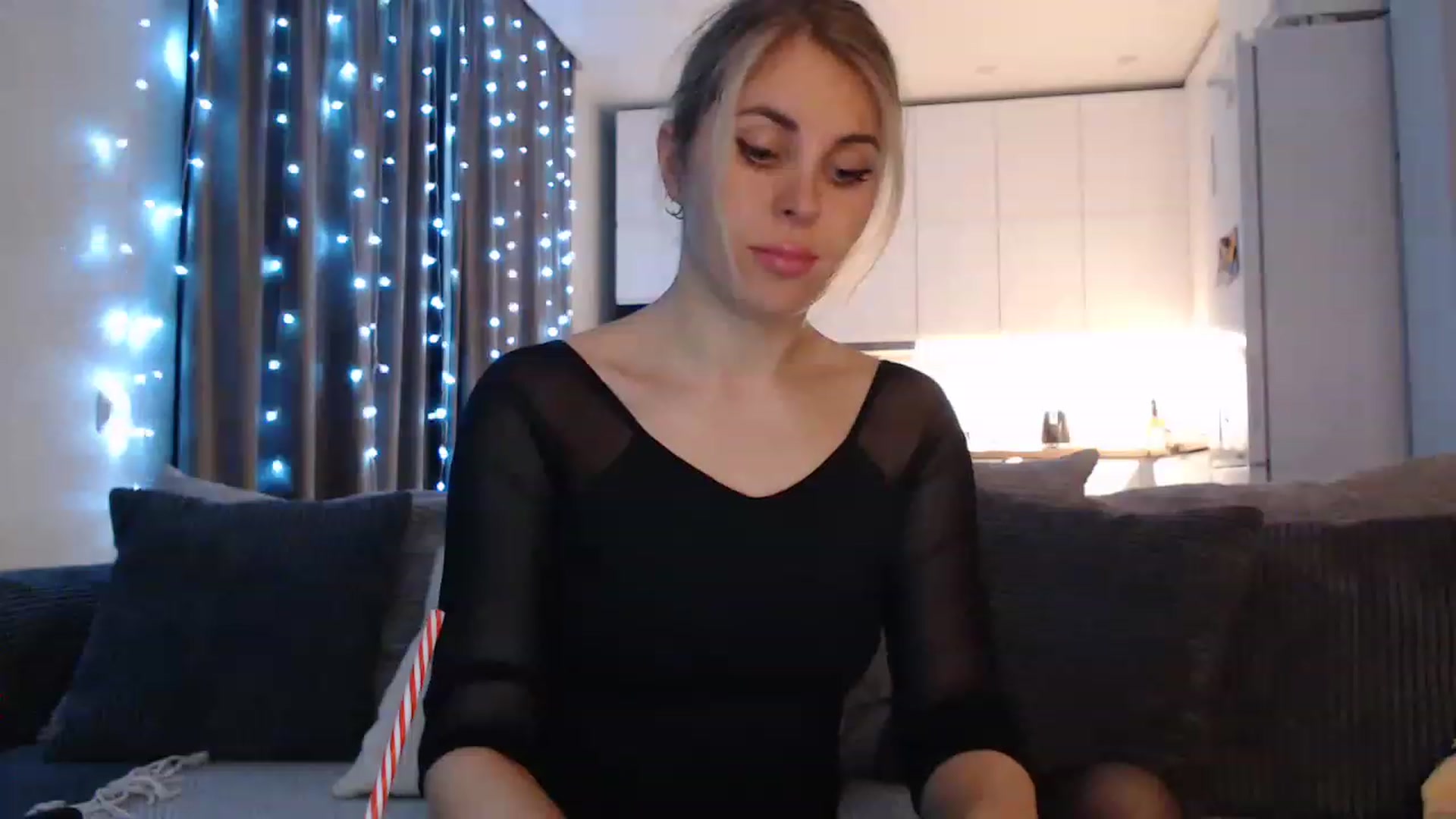 Gallery image thumbnail from Sicille's myfreecams stream on, 05/18/2023, 21:42 image 6 of 20