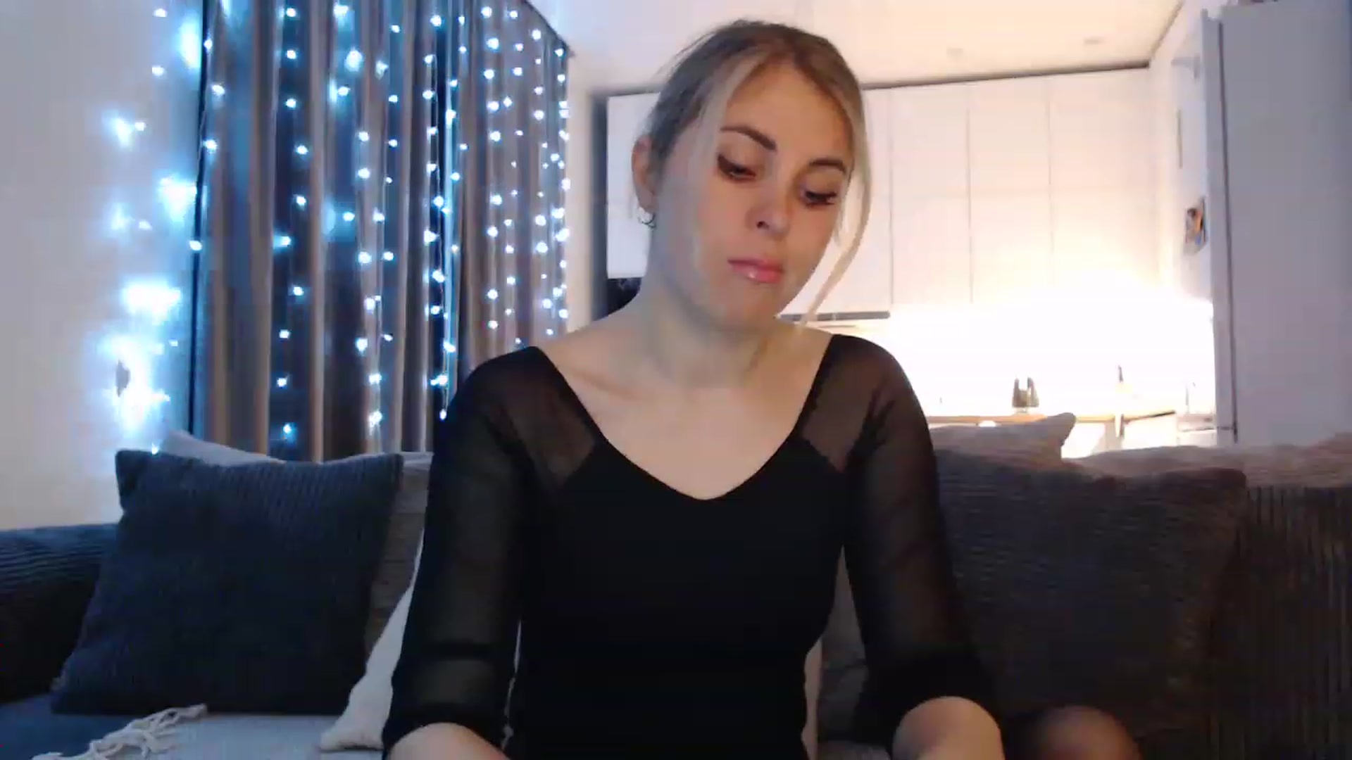 Gallery image thumbnail from Sicille's myfreecams stream on, 05/18/2023, 21:42 image 3 of 20
