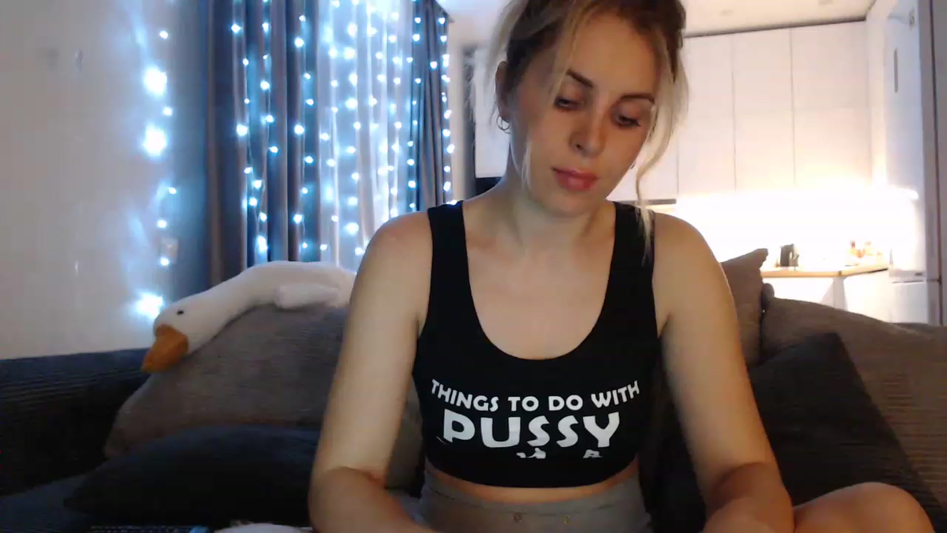 Gallery image thumbnail from Sicille's myfreecams stream on, 05/25/2023, 20:50 image 14 of 20