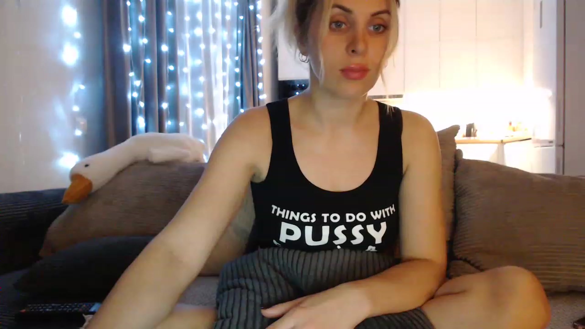 Gallery image thumbnail from Sicille's myfreecams stream on, 05/25/2023, 20:50 image 18 of 20