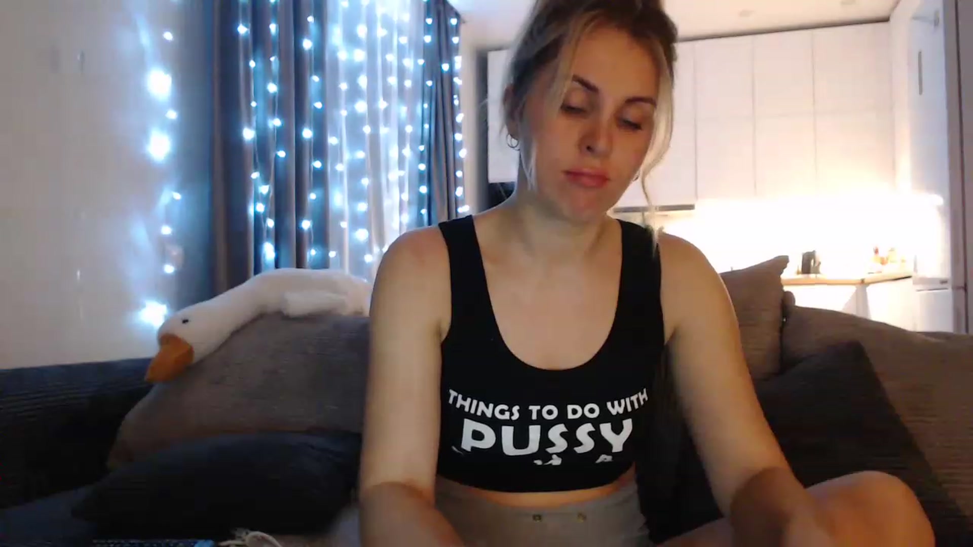 Gallery image thumbnail from Sicille's myfreecams stream on, 05/25/2023, 20:50 image 16 of 20