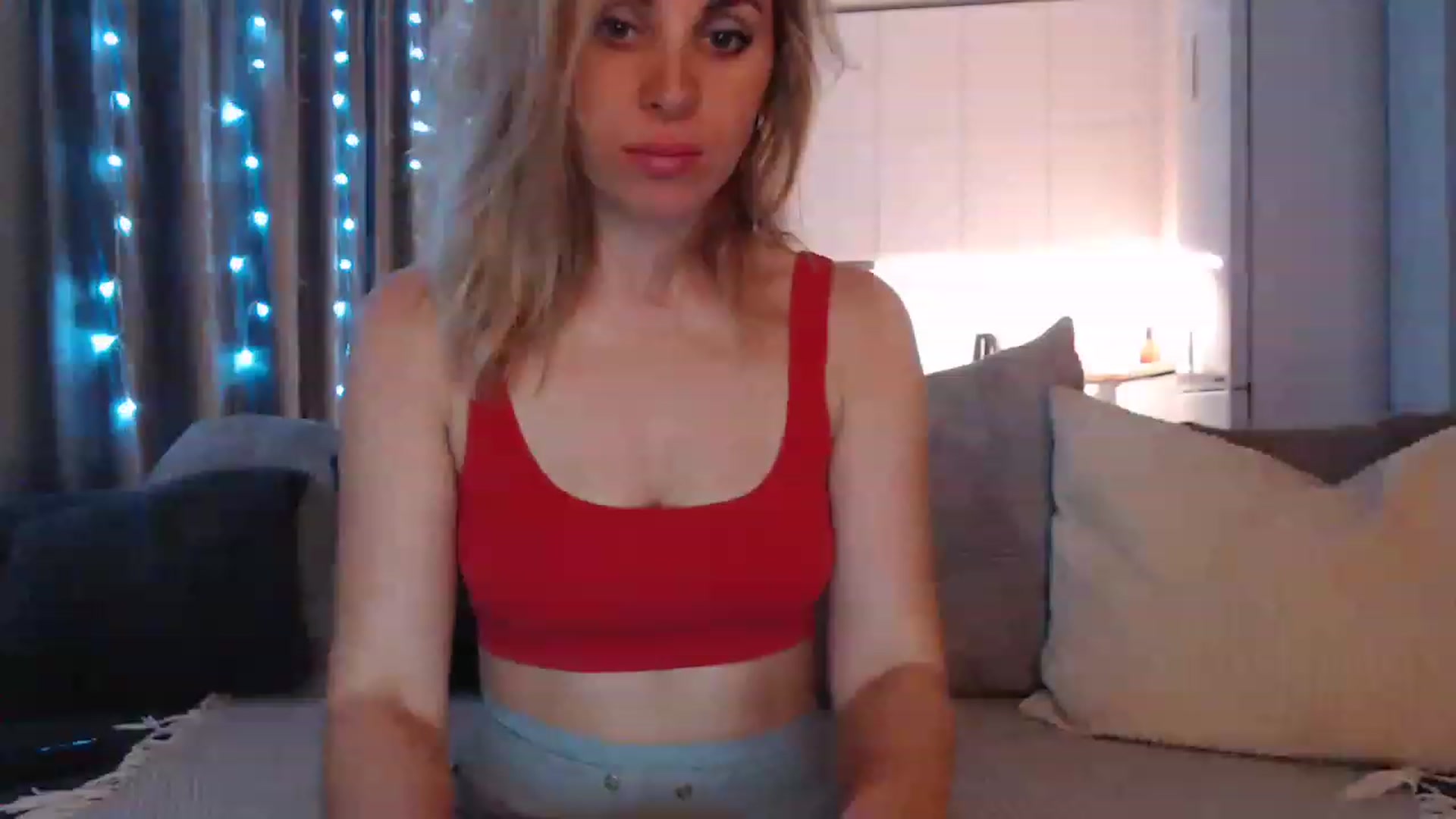 Gallery image thumbnail from Sicille's myfreecams stream on, 06/03/2023, 22:53 image 1 of 20