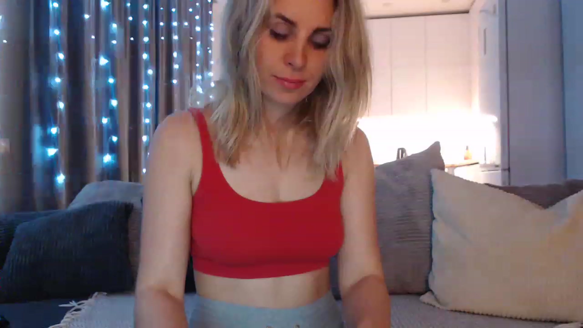 Gallery image thumbnail from Sicille's myfreecams stream on, 06/03/2023, 22:53 image 3 of 20