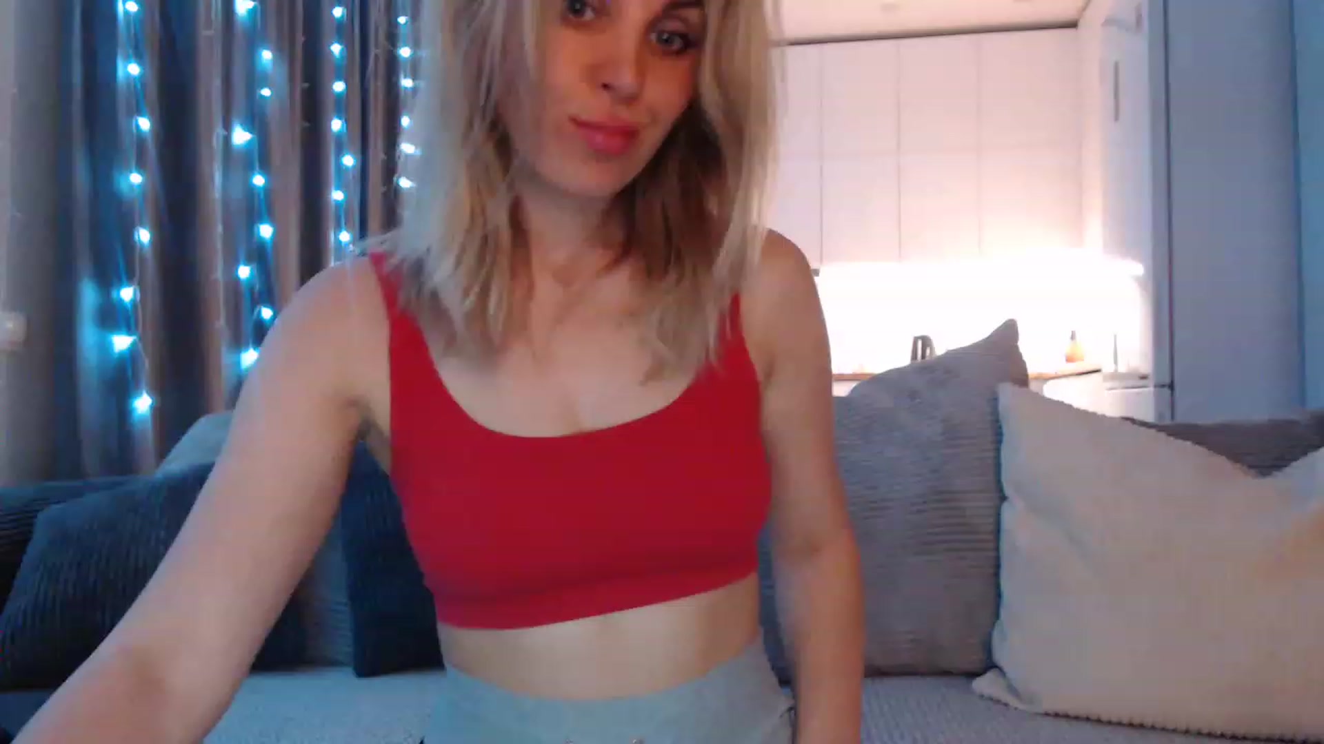 Gallery image thumbnail from Sicille's myfreecams stream on, 06/03/2023, 22:53 image 6 of 20