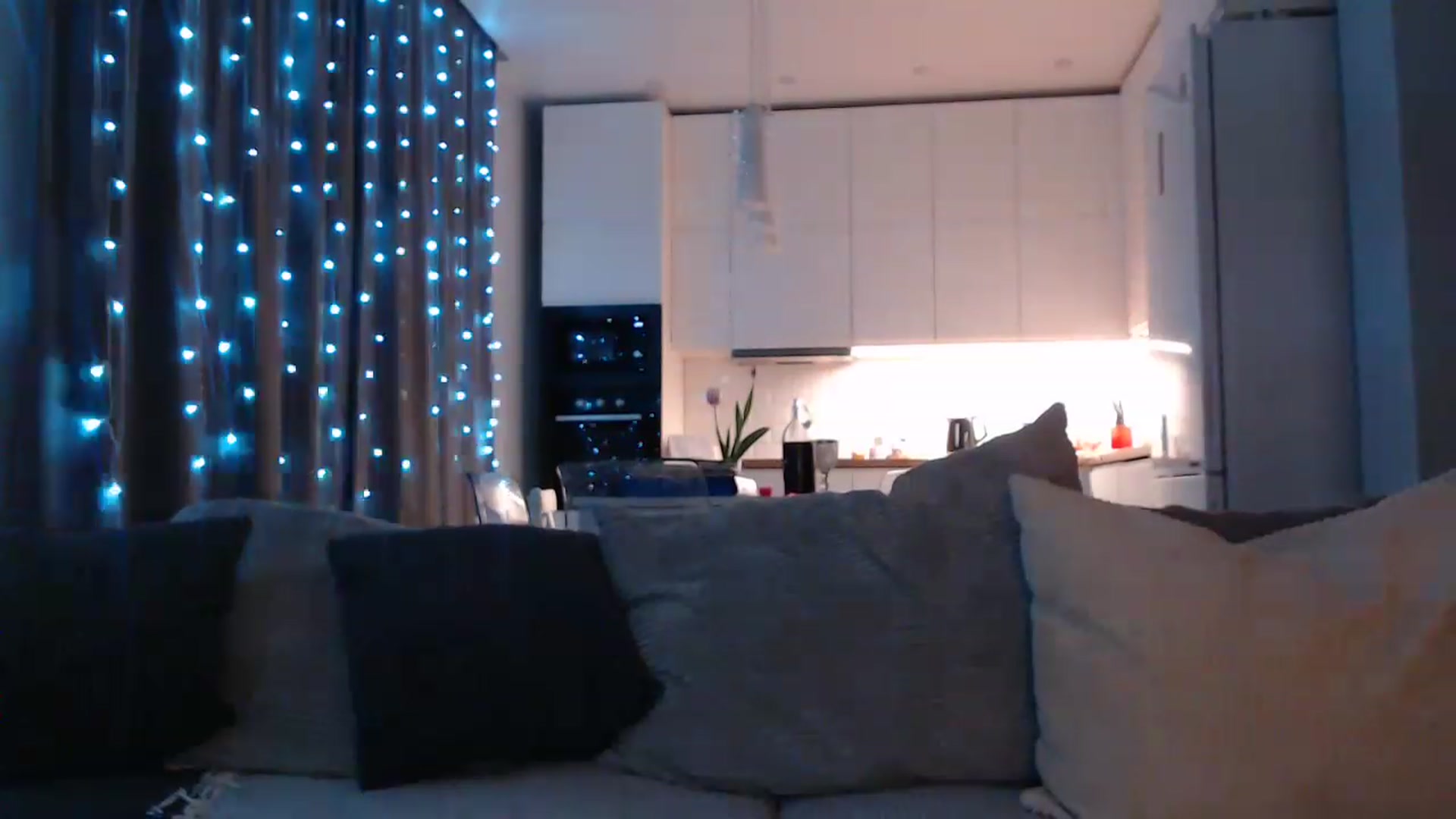 Gallery image thumbnail from Sicille's myfreecams stream on, 06/03/2023, 22:53 image 20 of 20